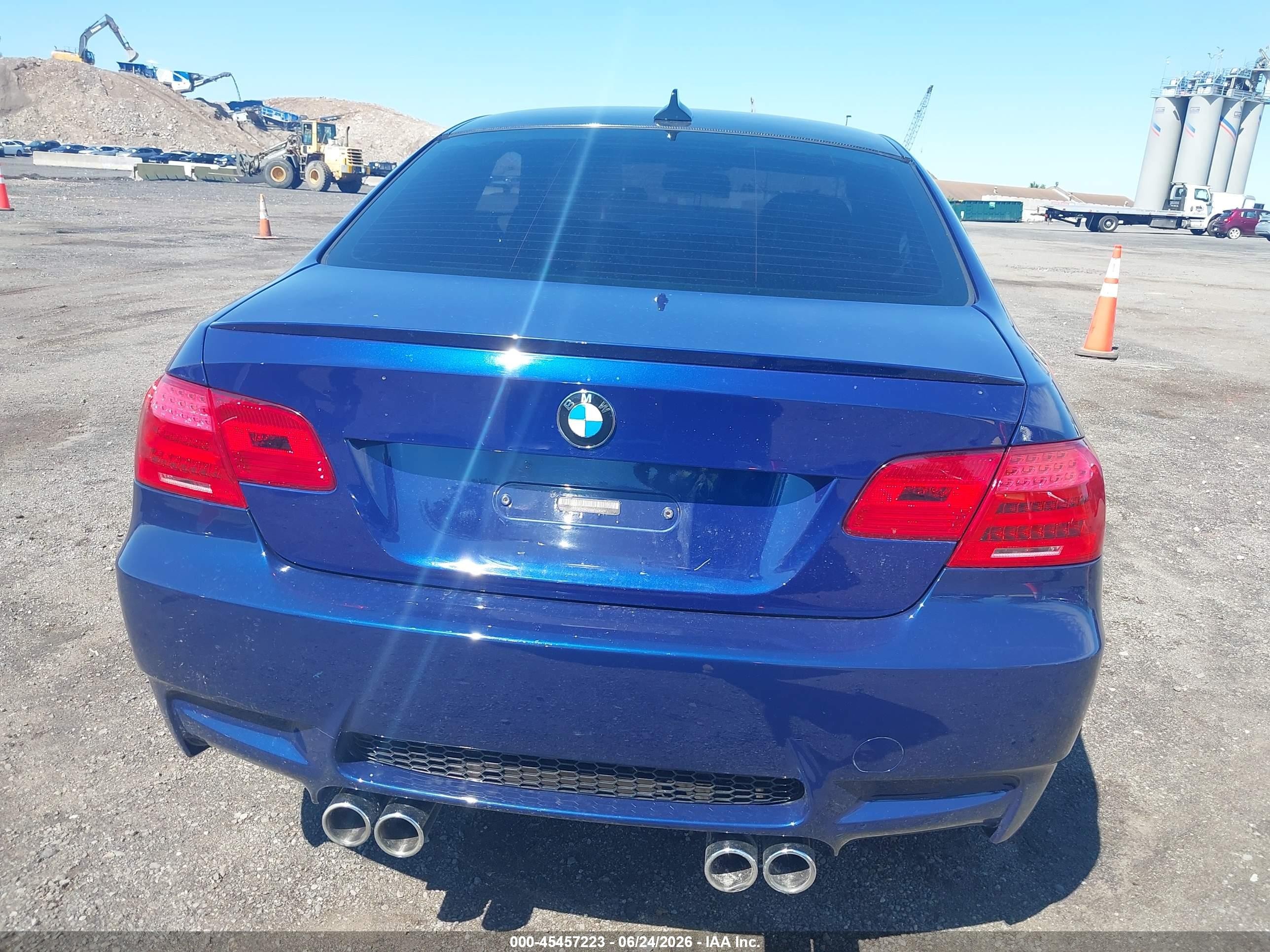 2011 Bmw M3 Blue vin: WBSKG9C55BE368589