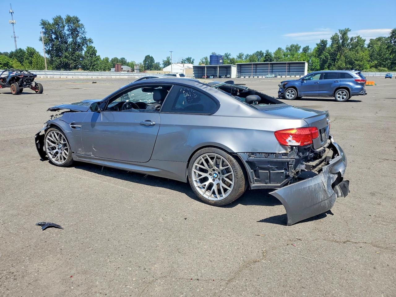 2011 Bmw M3 Silver vin: WBSKG9C56BE645279