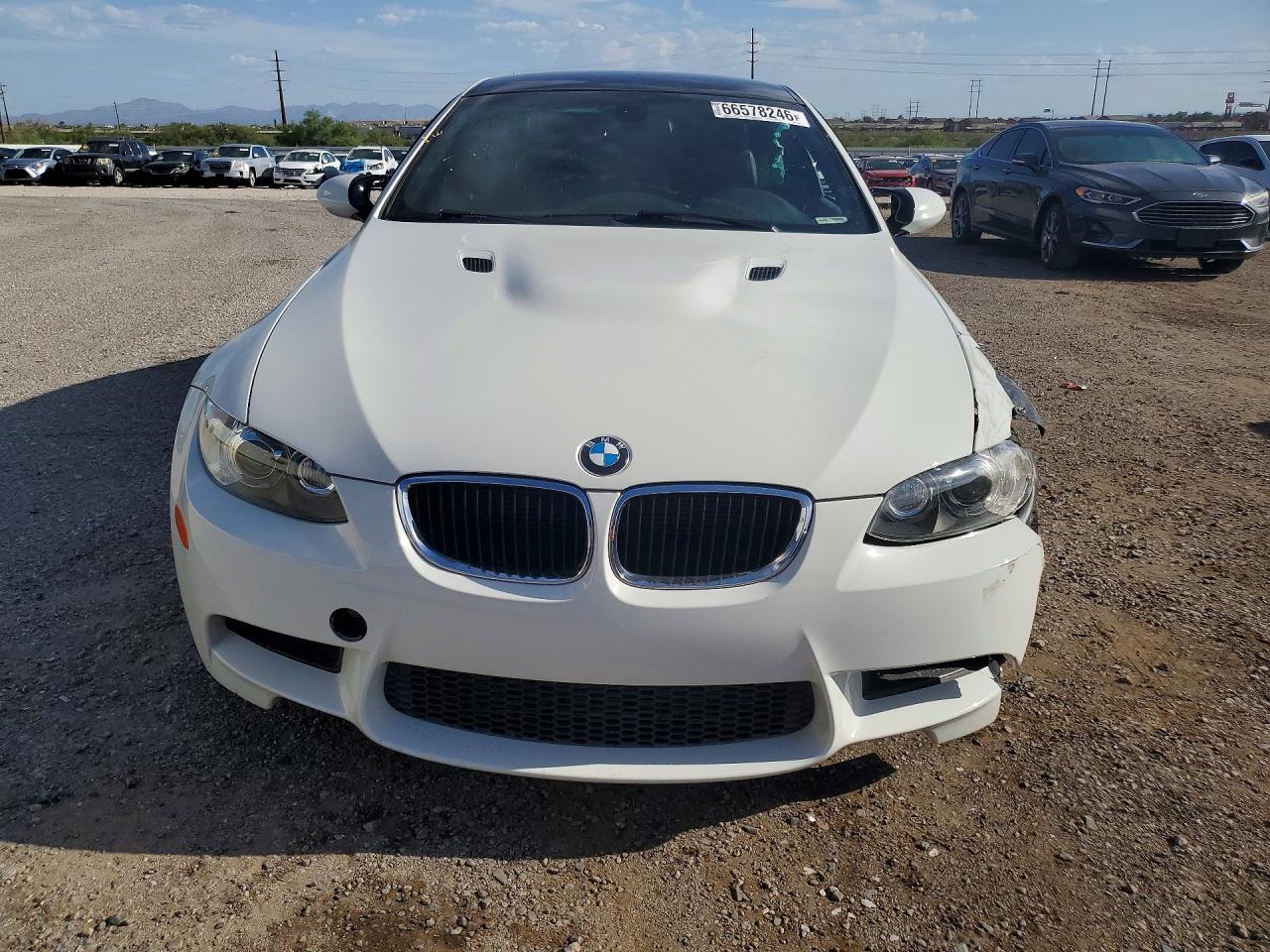 2012 Bmw M3 White vin: WBSKG9C5XCE798667