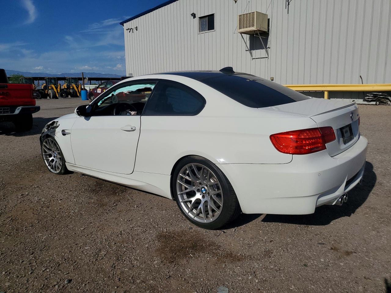 2012 Bmw M3 White vin: WBSKG9C5XCE798667