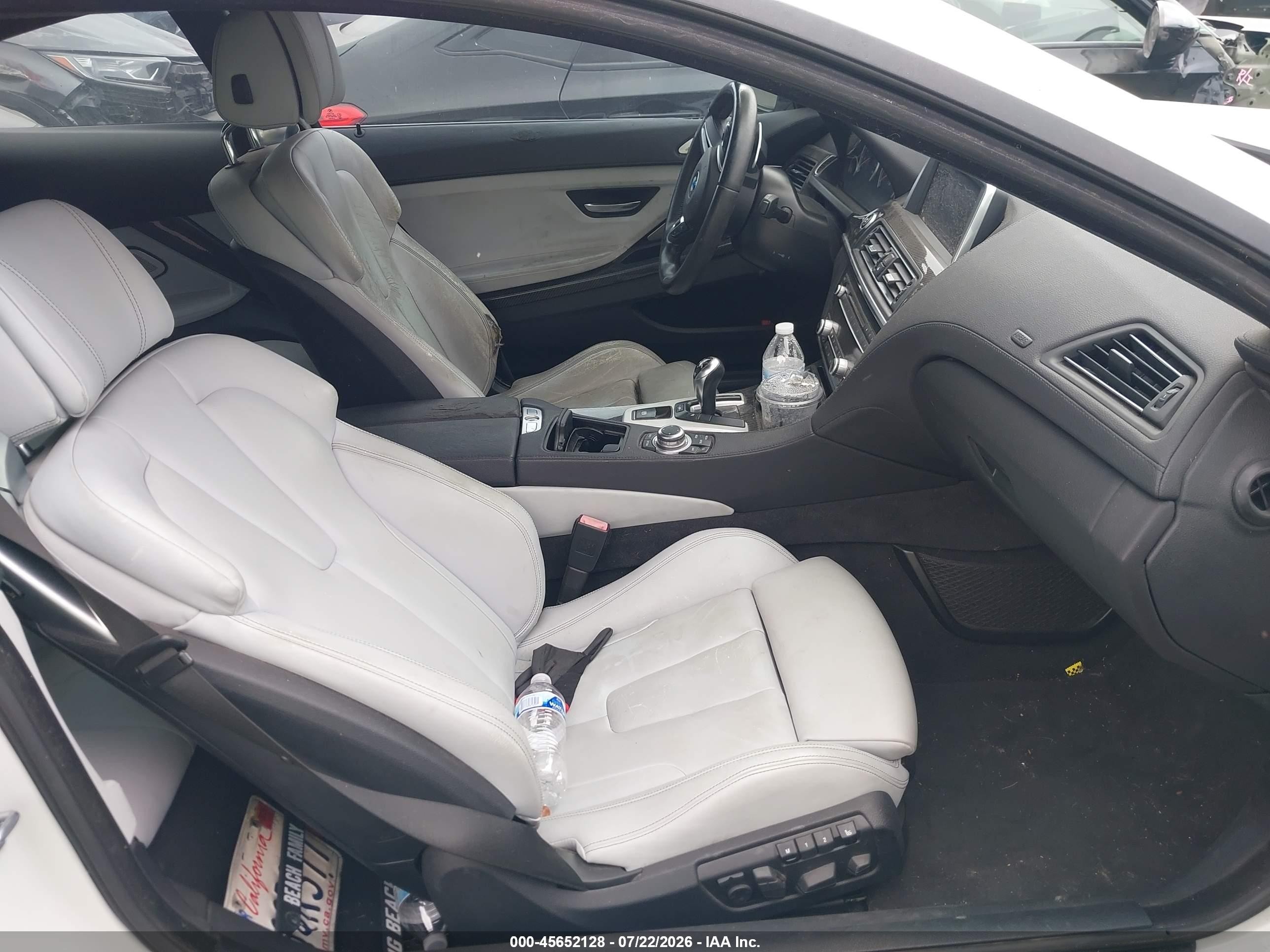 2013 Bmw M6   White vin: WBSLX9C50DC968763