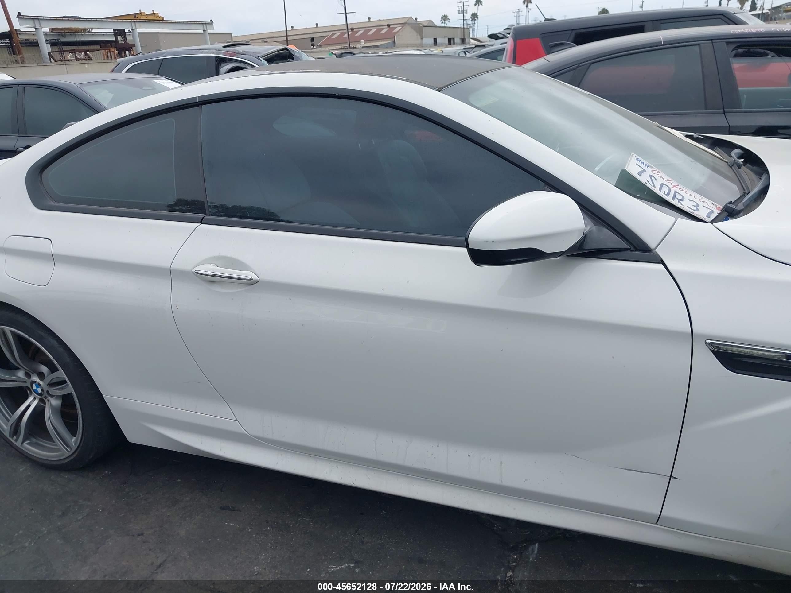 2013 Bmw M6   White vin: WBSLX9C50DC968763
