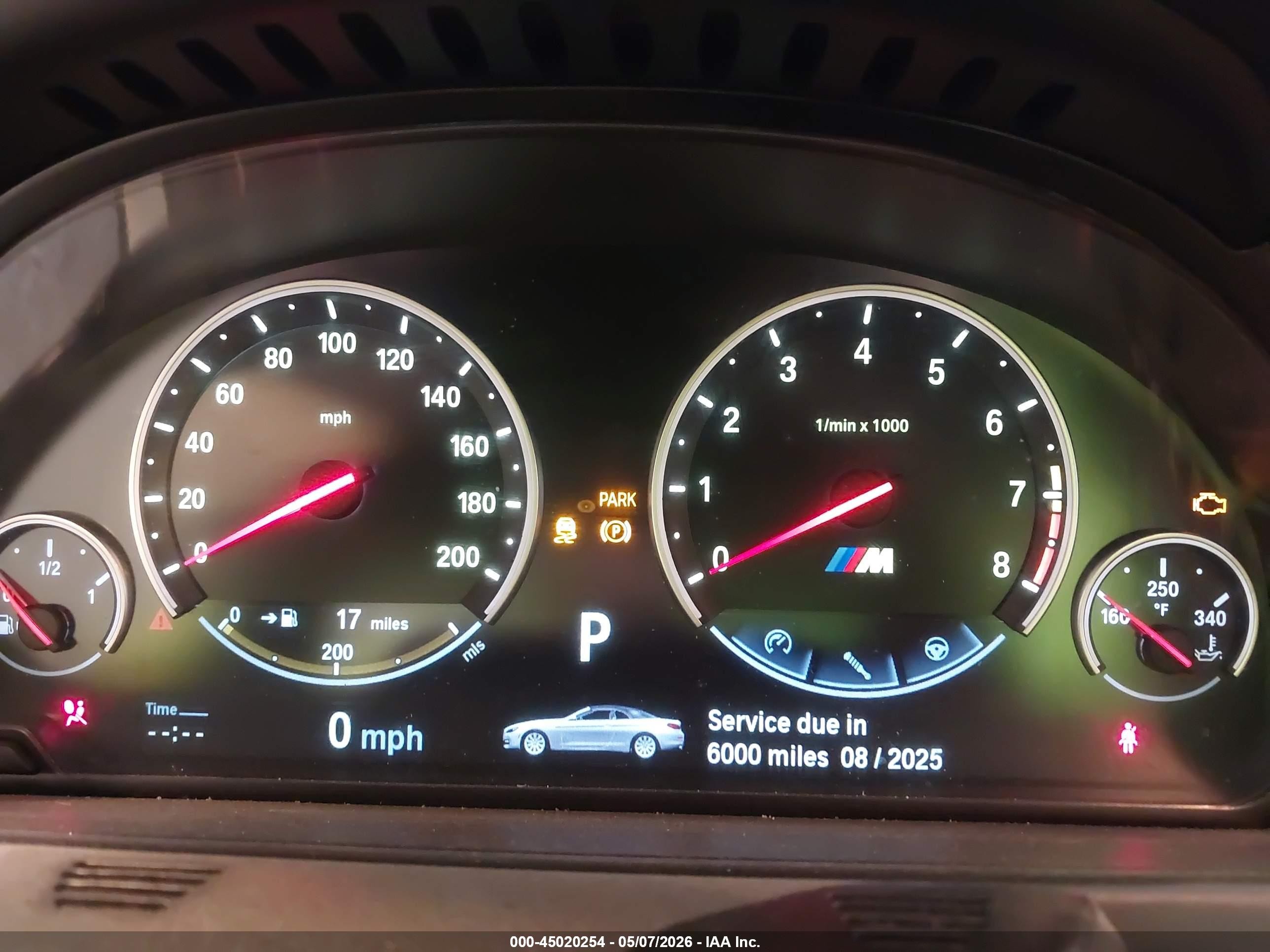2013 Bmw M6   Black vin: WBSLZ9C51DC985825