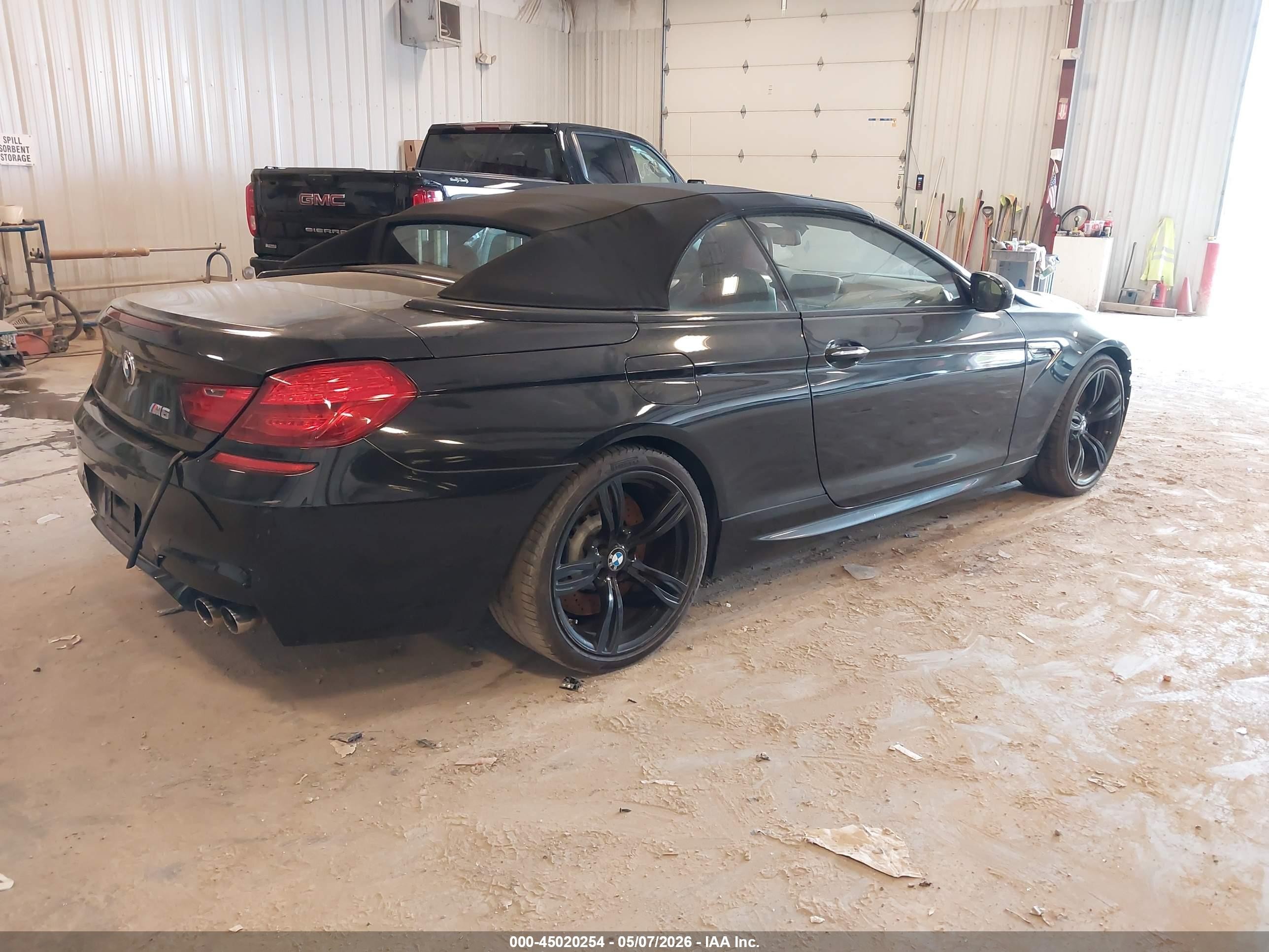 2013 Bmw M6   Black vin: WBSLZ9C51DC985825