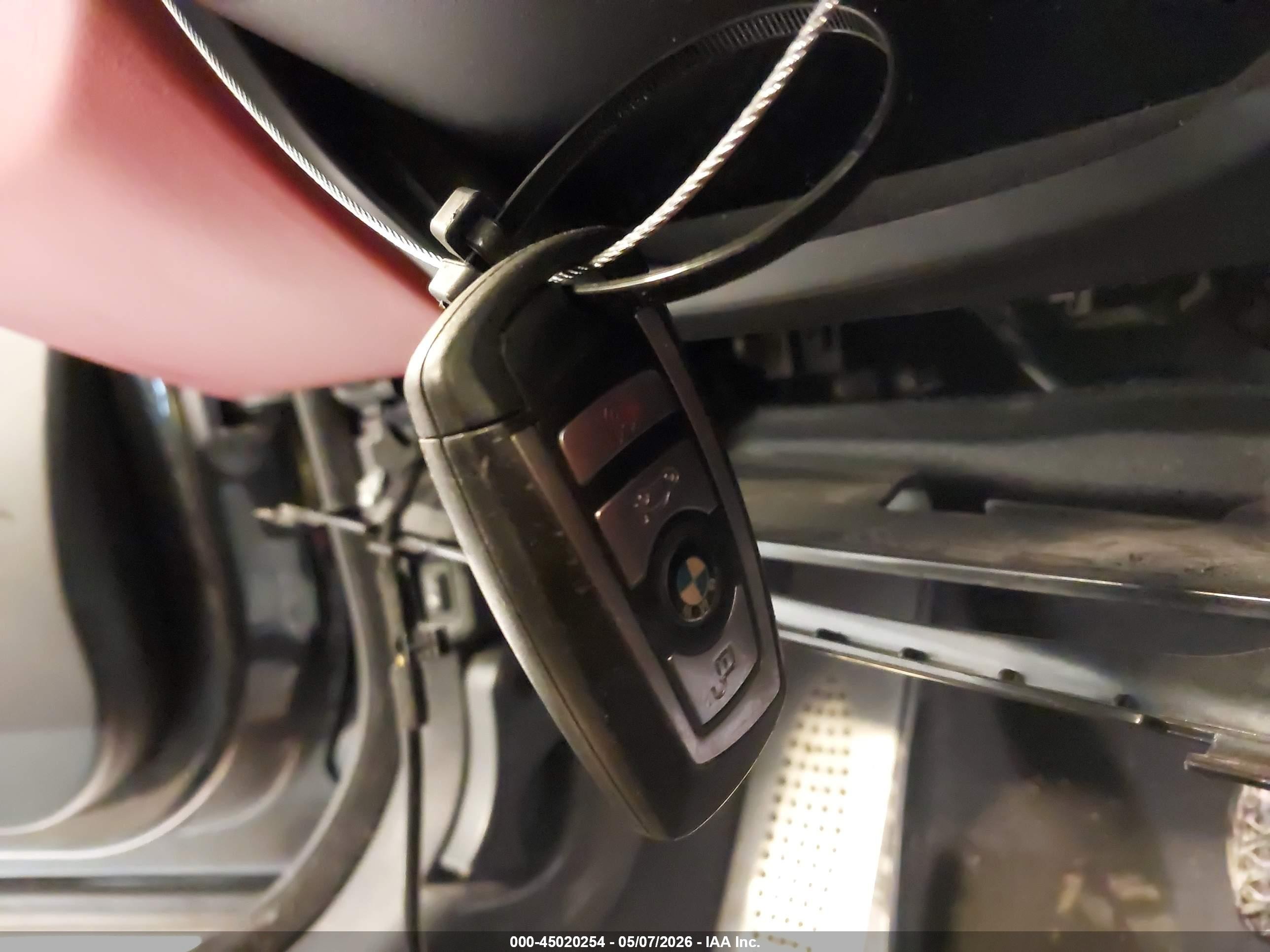 2013 Bmw M6   Black vin: WBSLZ9C51DC985825