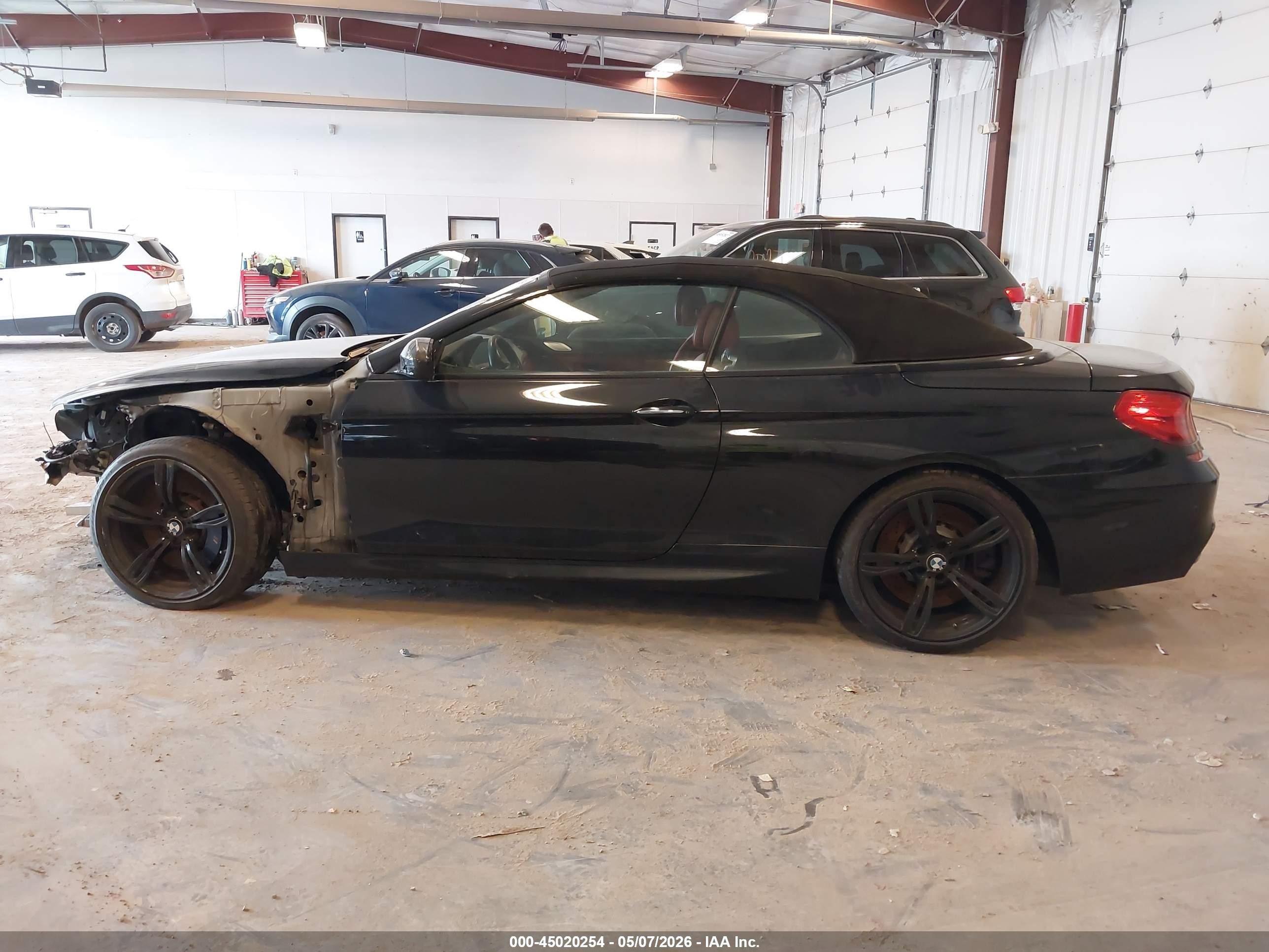 2013 Bmw M6   Black vin: WBSLZ9C51DC985825