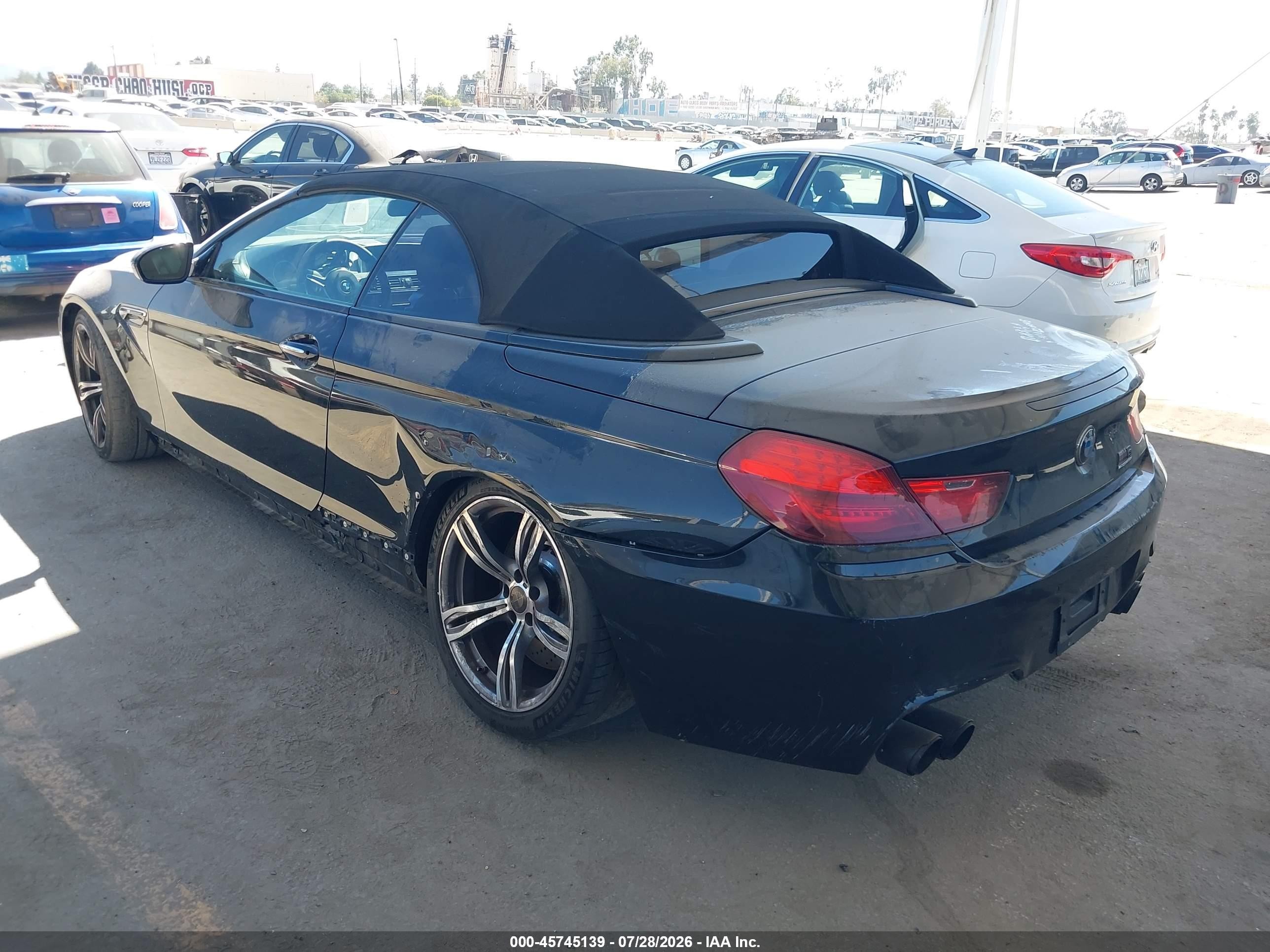2015 Bmw M6   Black vin: WBSLZ9C51FD651260