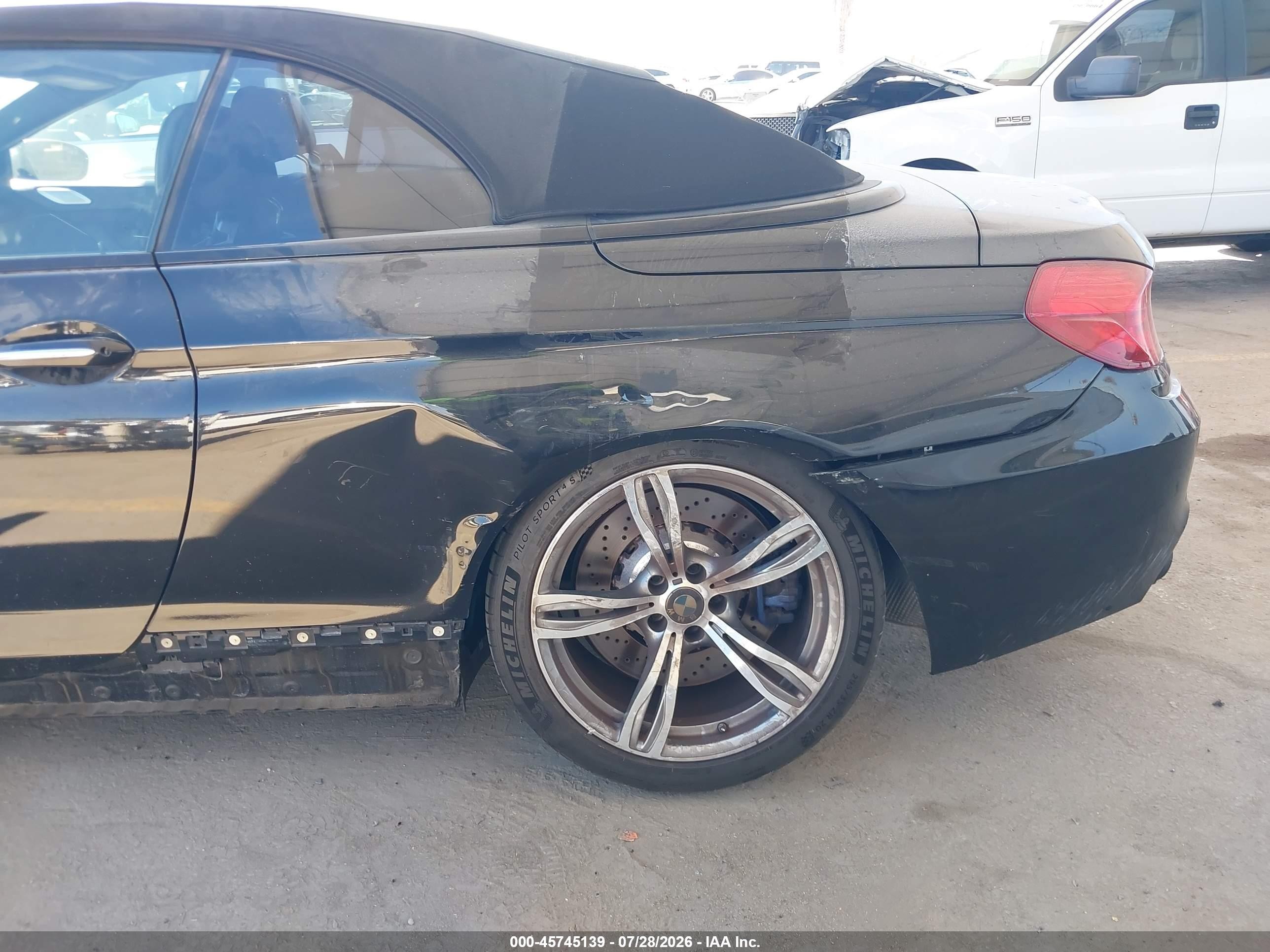 2015 Bmw M6   Black vin: WBSLZ9C51FD651260