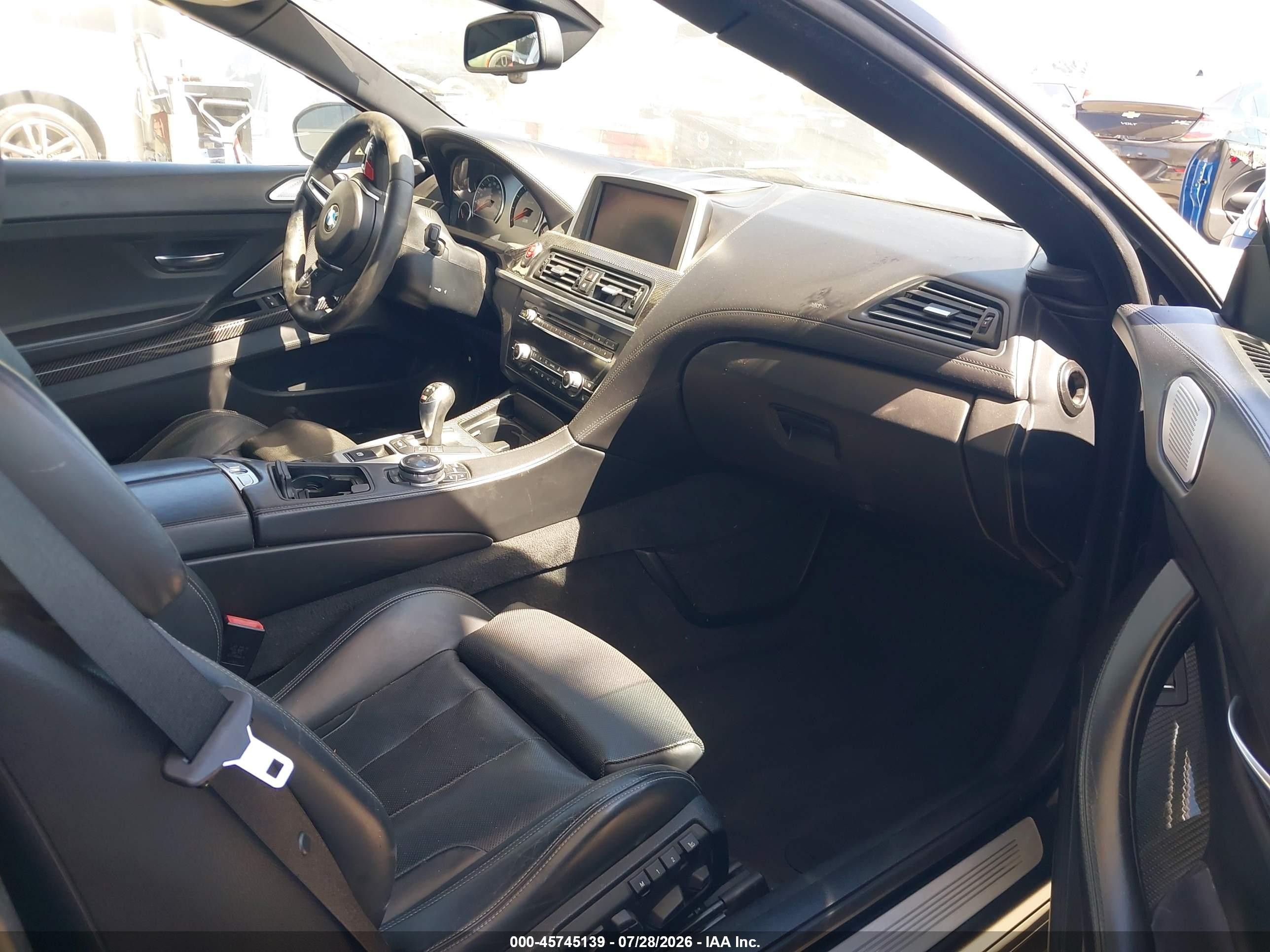 2015 Bmw M6   Black vin: WBSLZ9C51FD651260