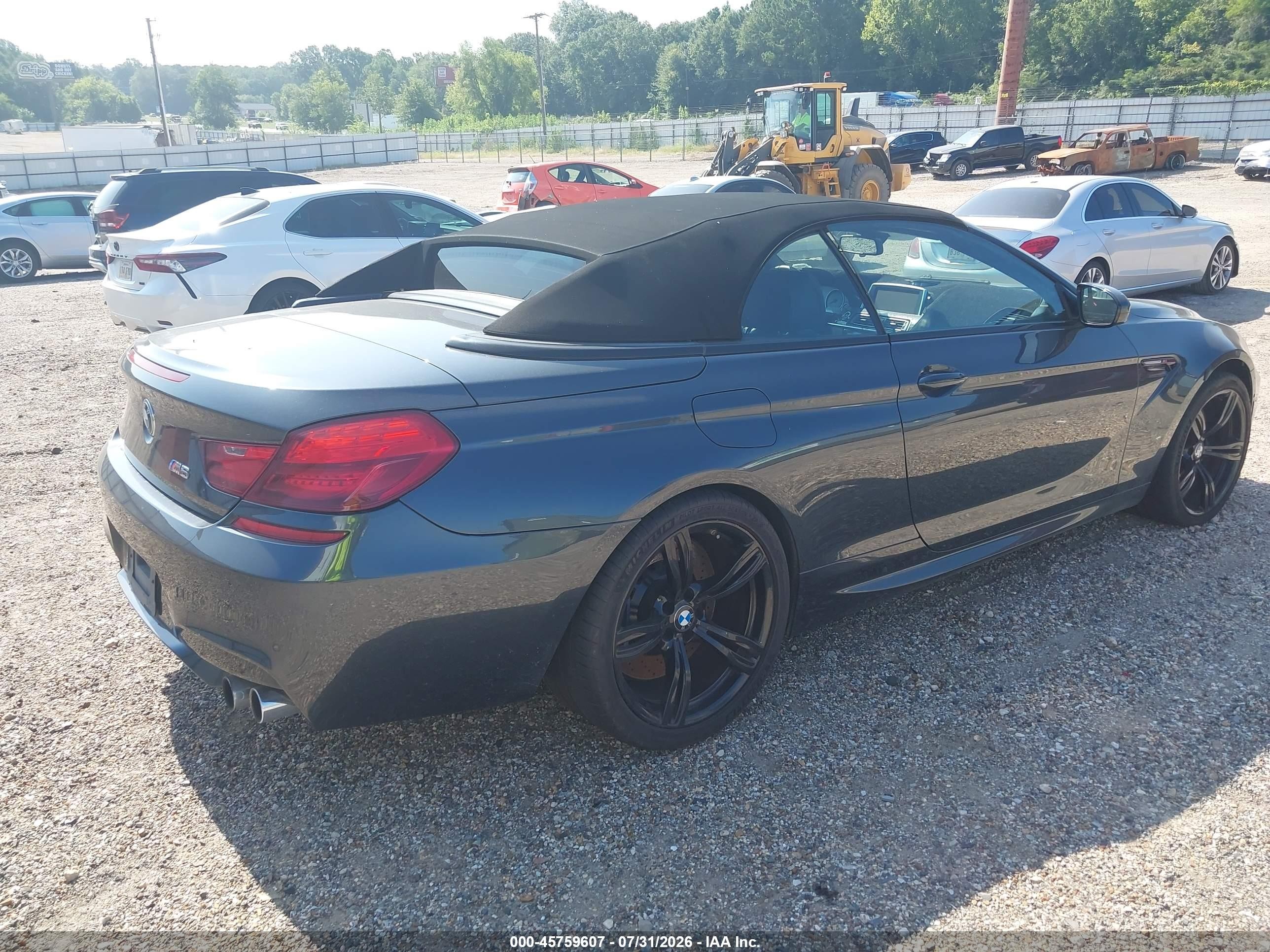 2013 Bmw M6   Cream vin: WBSLZ9C54DDZ78152