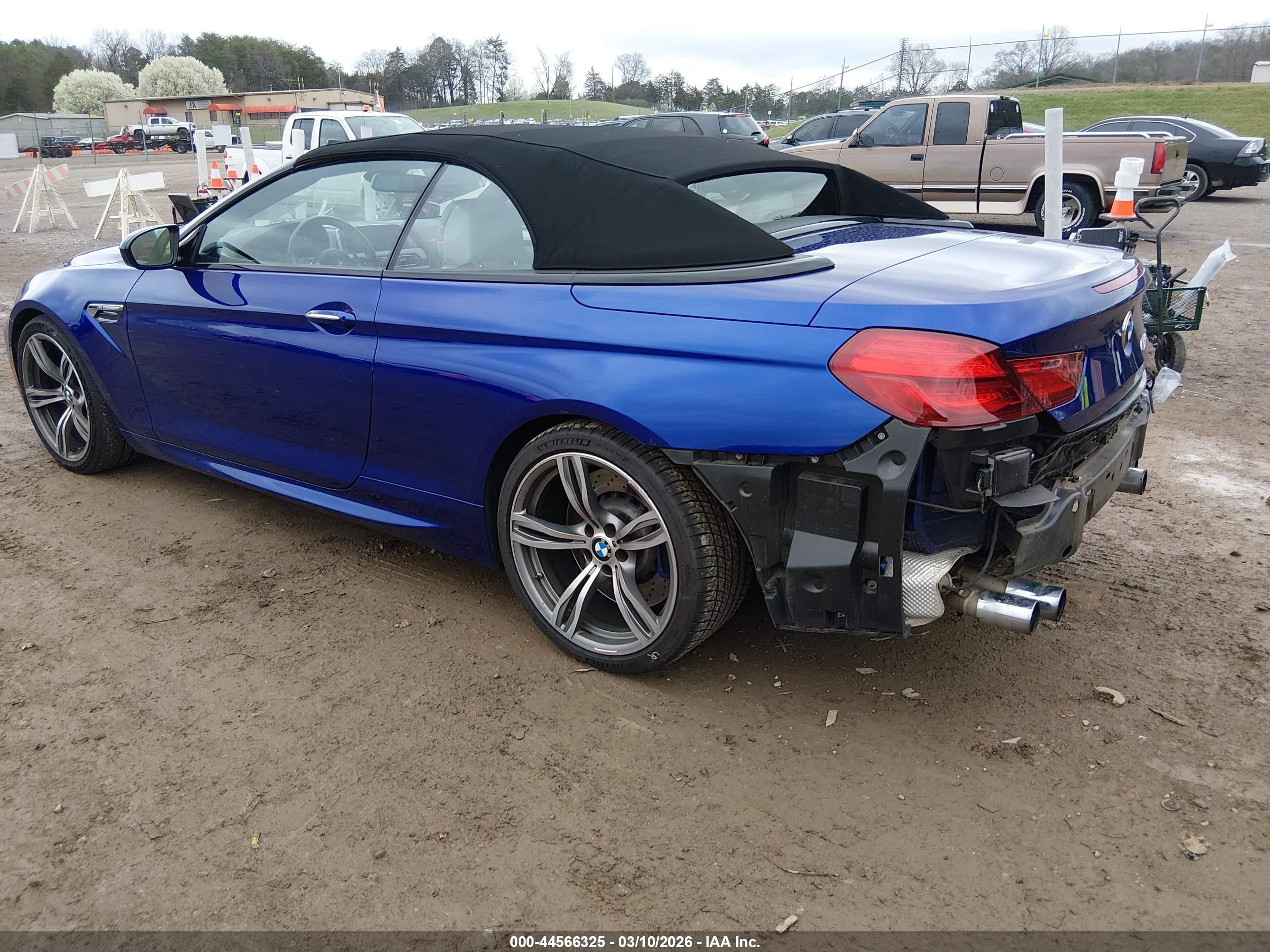 2012 Bmw M6   Blue vin: WBSLZ9C58CC985691