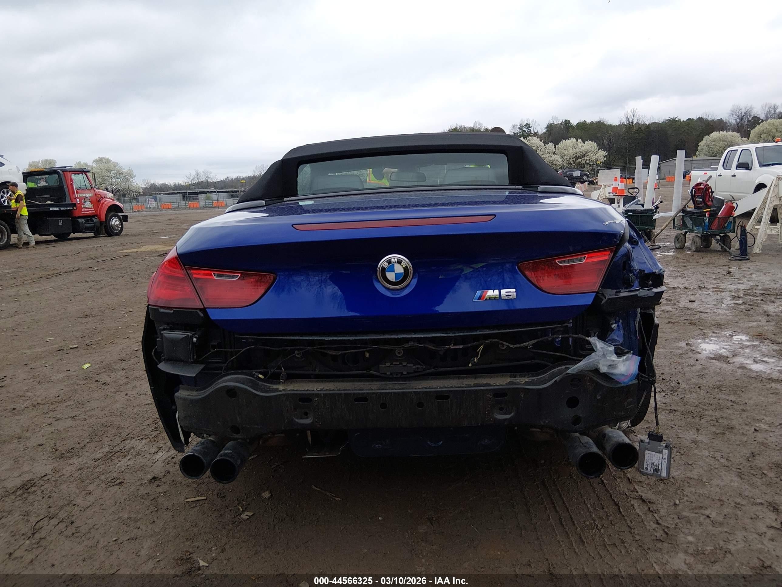 2012 Bmw M6   Blue vin: WBSLZ9C58CC985691