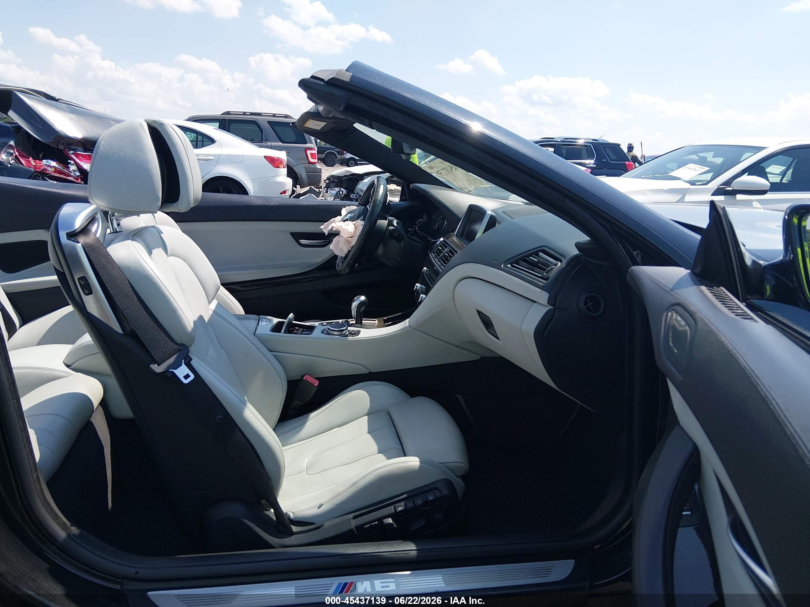 2015 Bmw M6   Черный vin: WBSLZ9C5XFD651449