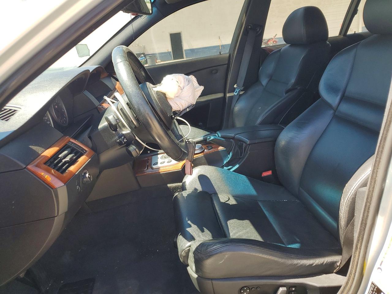 2006 Bmw M5 Silver vin: WBSNB93506CX06459