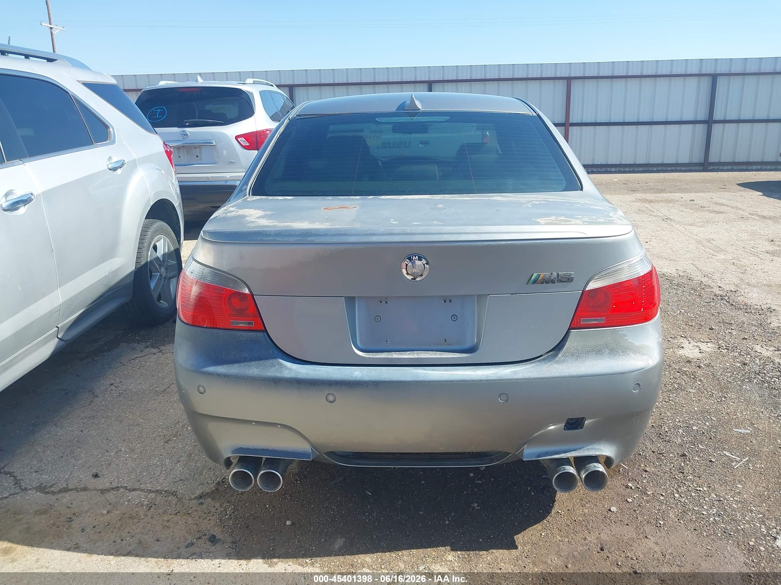 2006 Bmw M5   Silver vin: WBSNB93536B581964