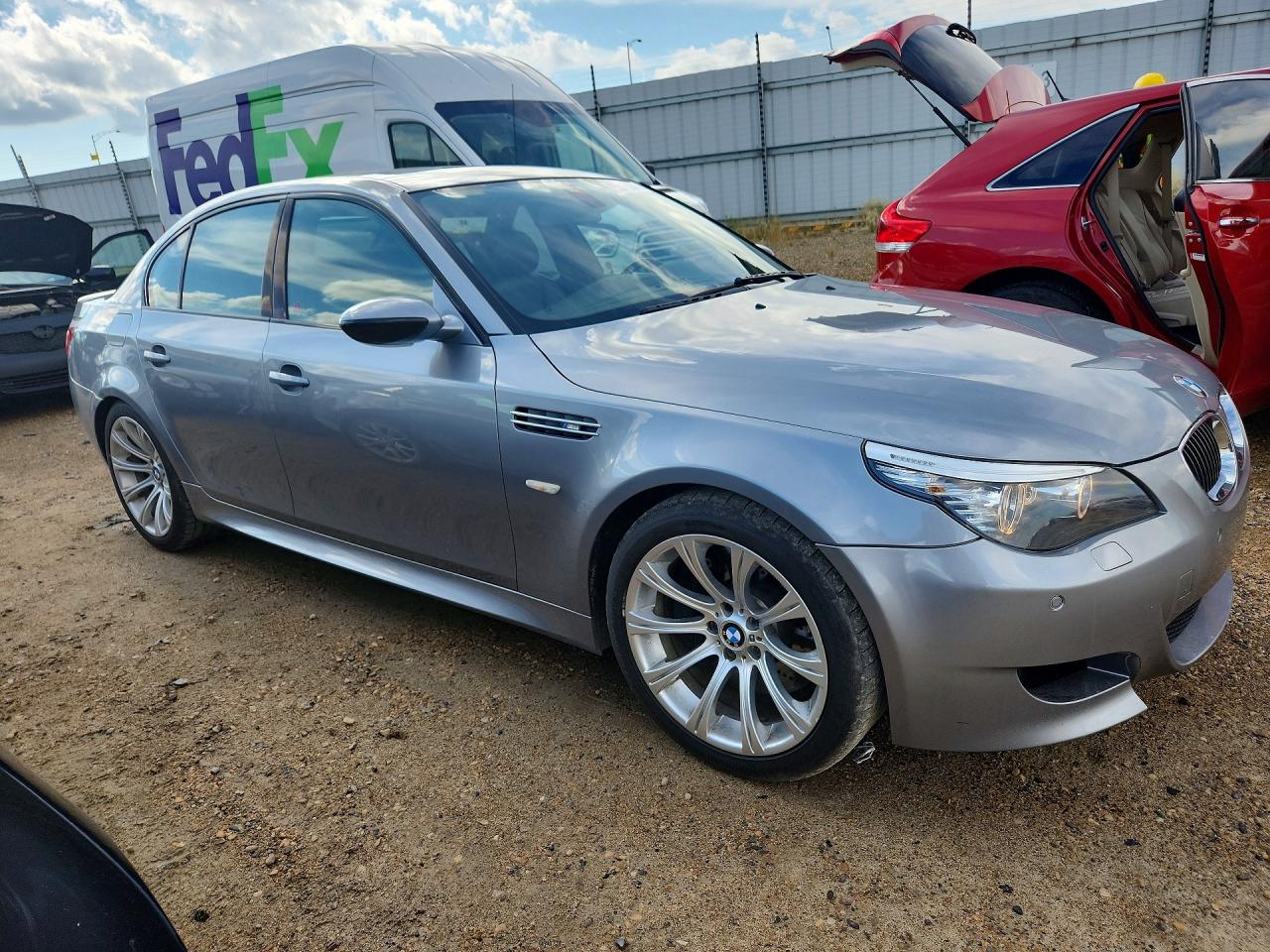 2006 Bmw M5 Gray vin: WBSNB93546B582931