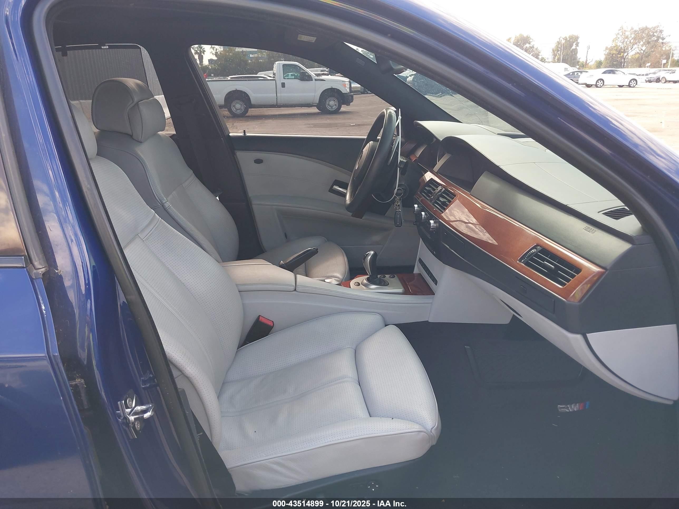 2007 Bmw M5   Синий vin: WBSNB93547CX06773
