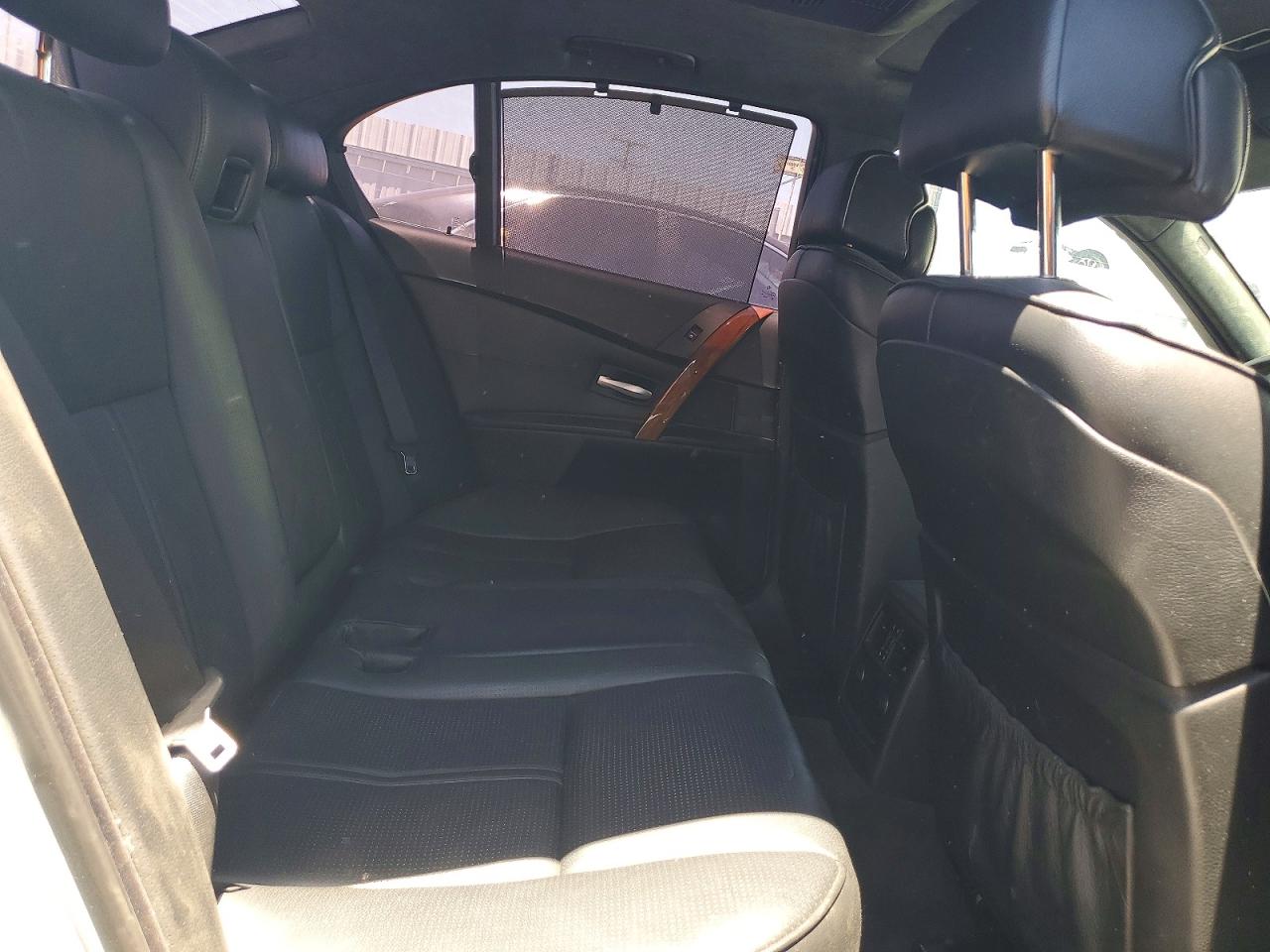 2006 Bmw M5 Silver vin: WBSNB93556B583179