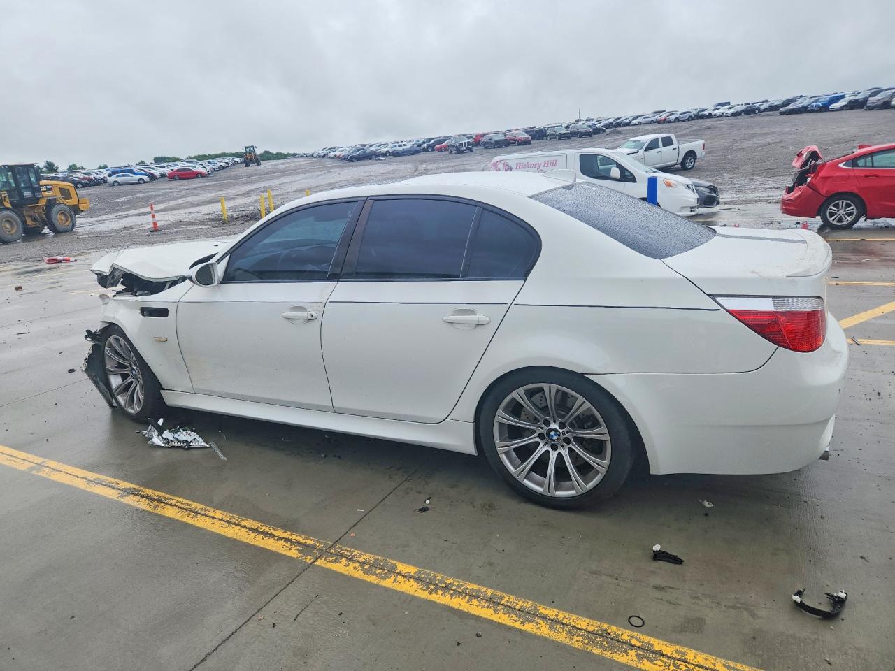 2007 Bmw M5 White vin: WBSNB93557CX07060