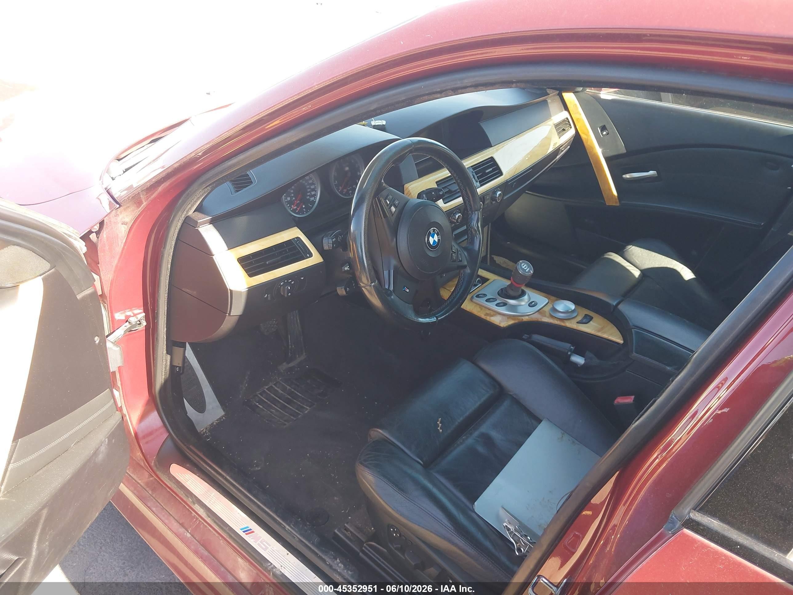 2006 Bmw M5 Burgundy vin: WBSNB935X6B582531
