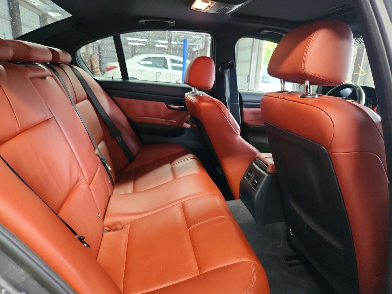 2011 Bmw M3 Gray vin: WBSPM9C50BE203824