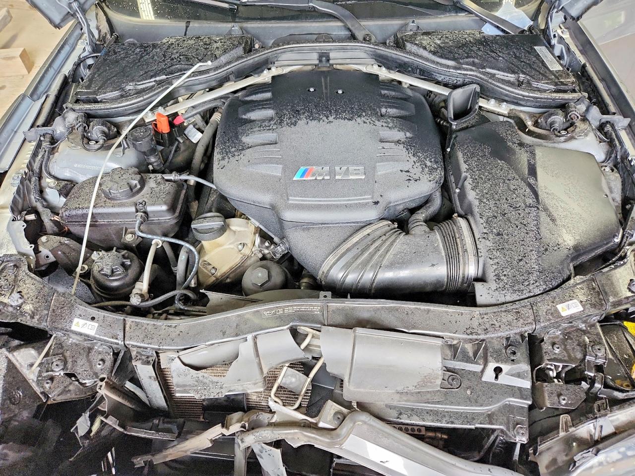 2011 Bmw M3 Gray vin: WBSPM9C50BE203824