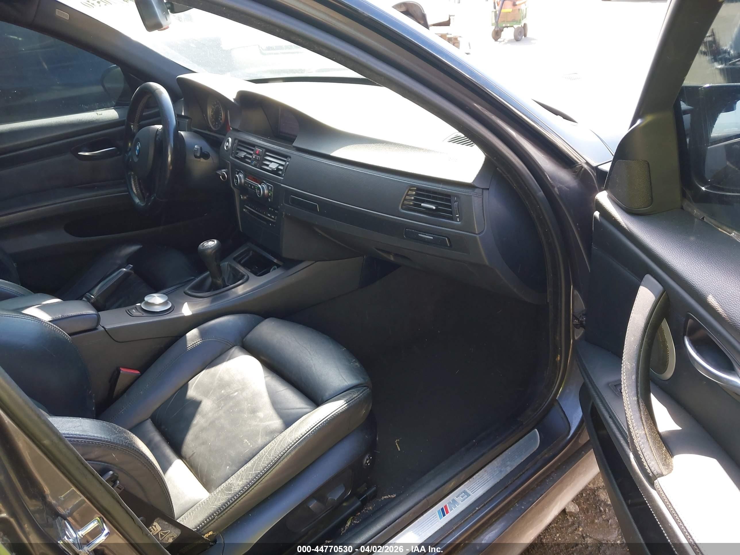 2008 Bmw M3   Gray vin: WBSVA93528E041767