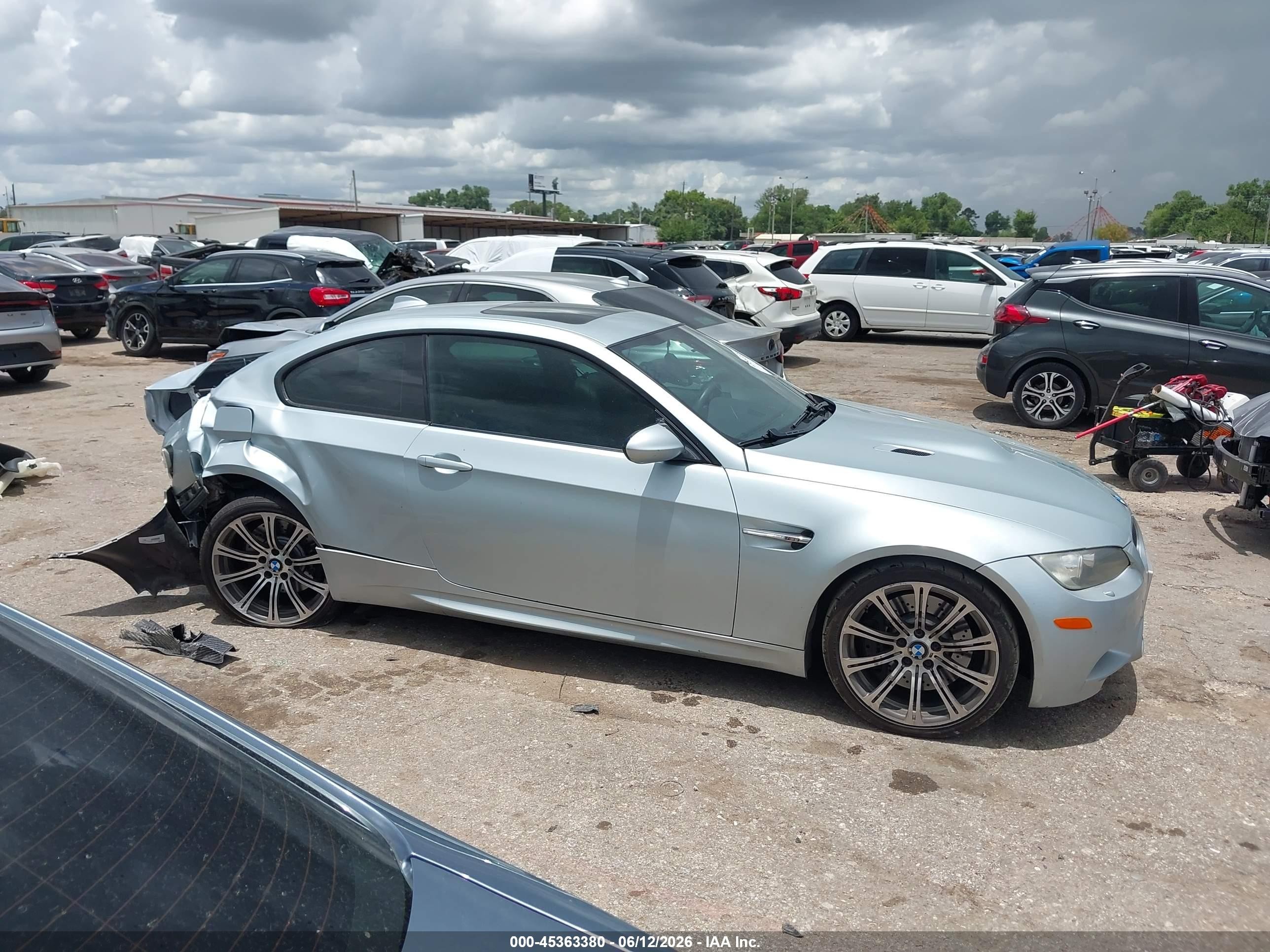 2009 Bmw M3   Light Blue vin: WBSWD93539P361794