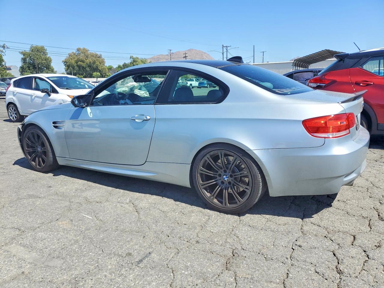 2009 Bmw M3 Silver vin: WBSWD93549PY43836