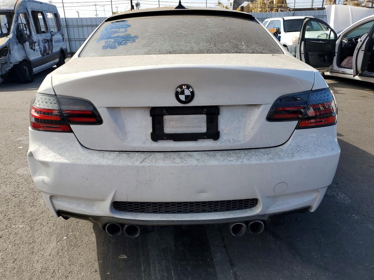 2009 Bmw M3 White vin: WBSWD93579P361829