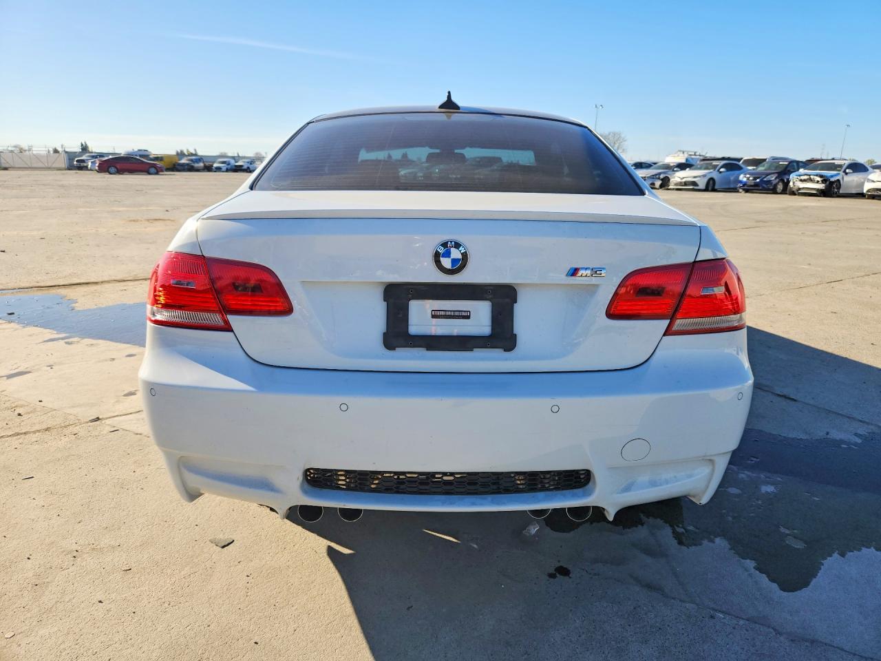 2010 Bmw M3 White vin: WBSWD9C59AP363389