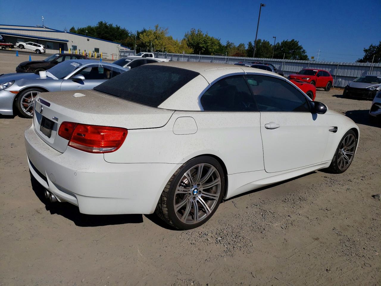 2008 Bmw M3 White vin: WBSWL93528P330862