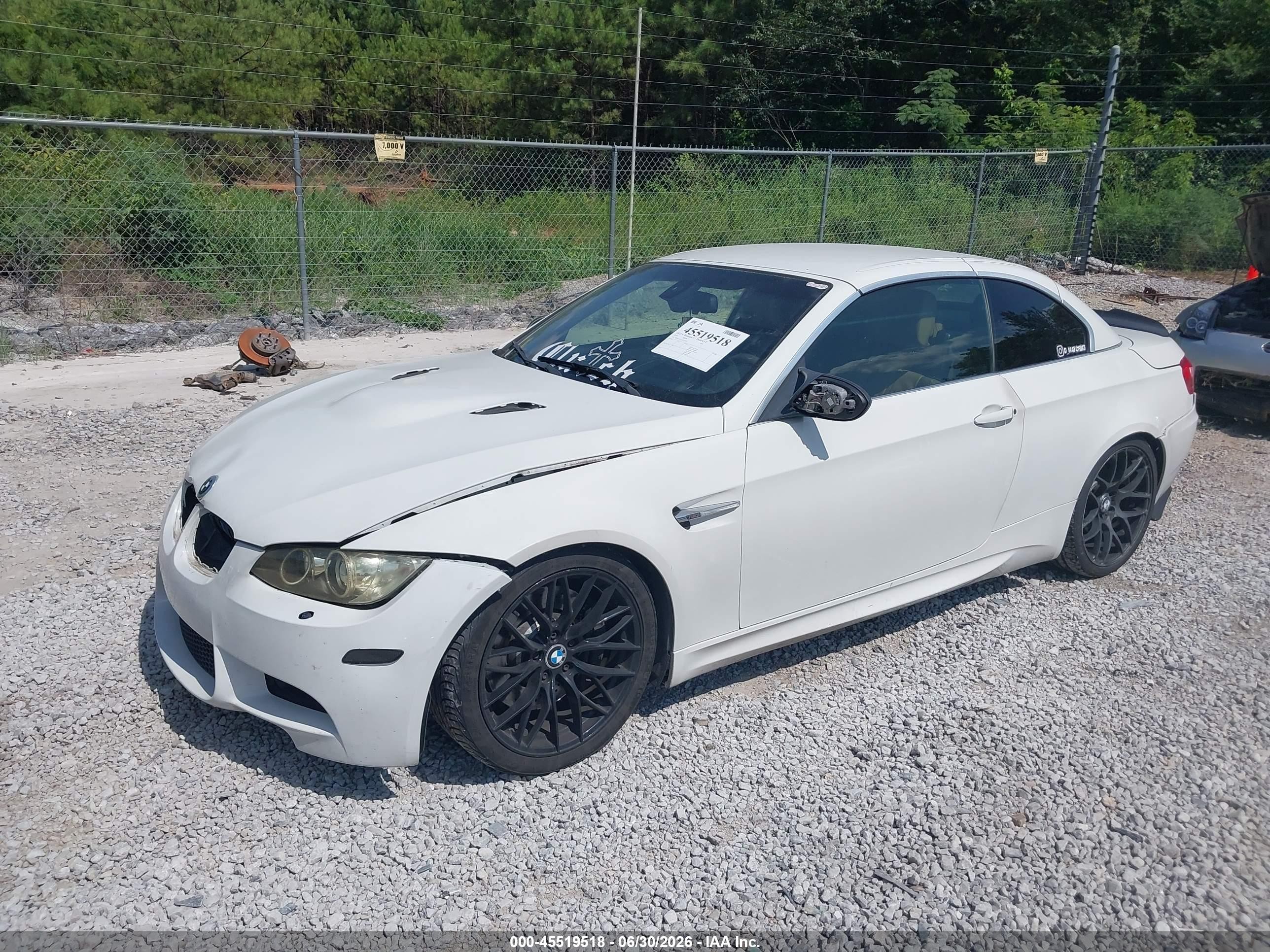 2010 Bmw M3   White vin: WBSWL9C53AP332920