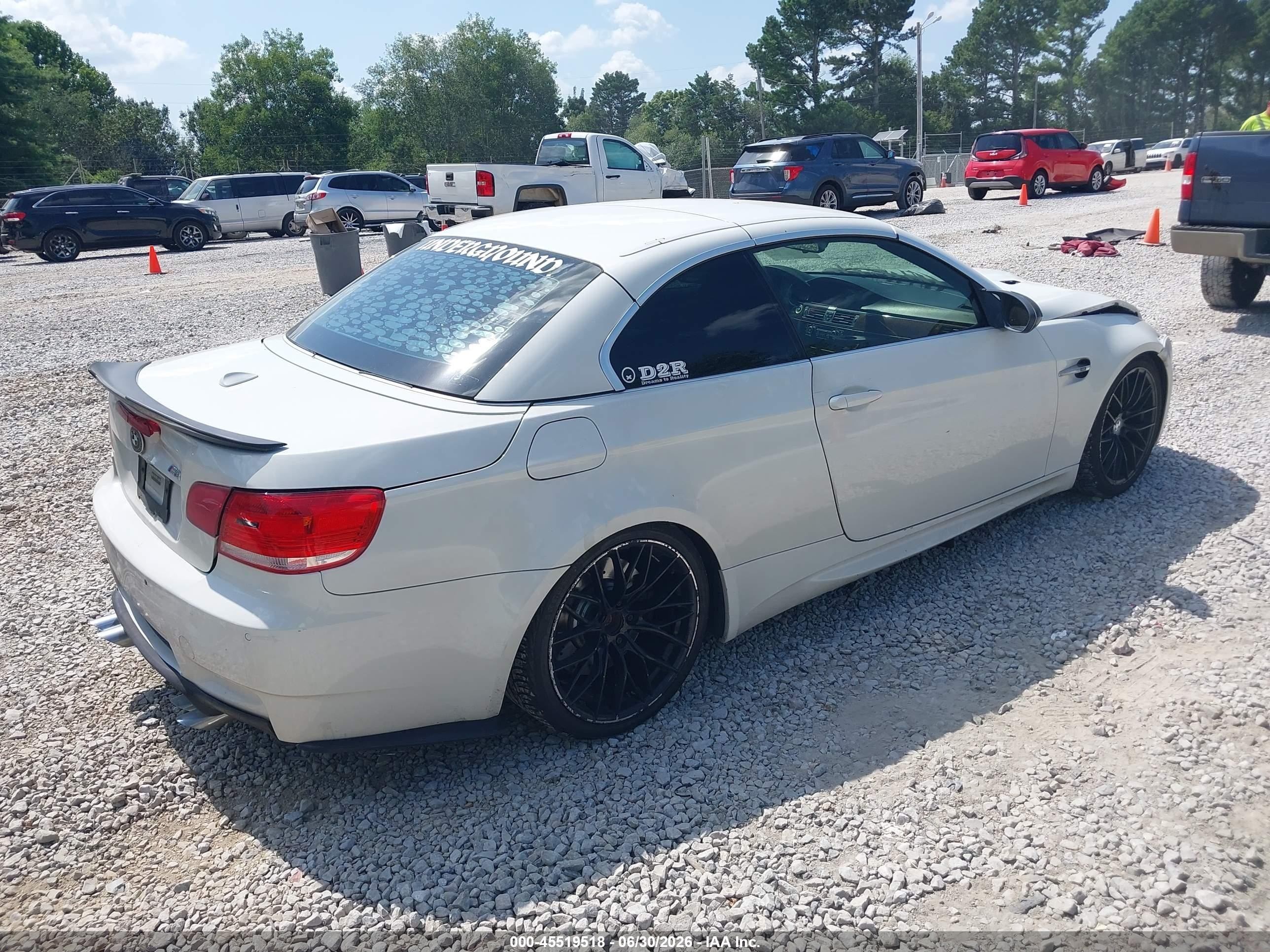 2010 Bmw M3   White vin: WBSWL9C53AP332920