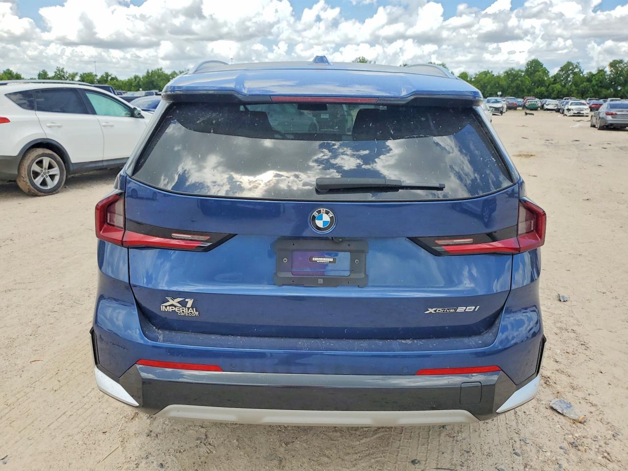 2023 Bmw X1 Xdrive28i Blue vin: WBX73EF00P5W15142