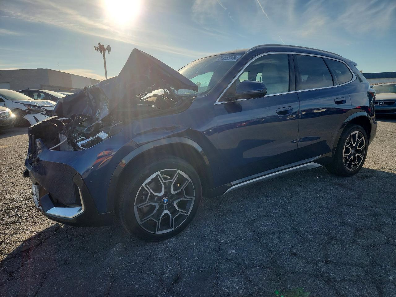 2025 Bmw X1 Xdrive28i Blue vin: WBX73EF00S5141721