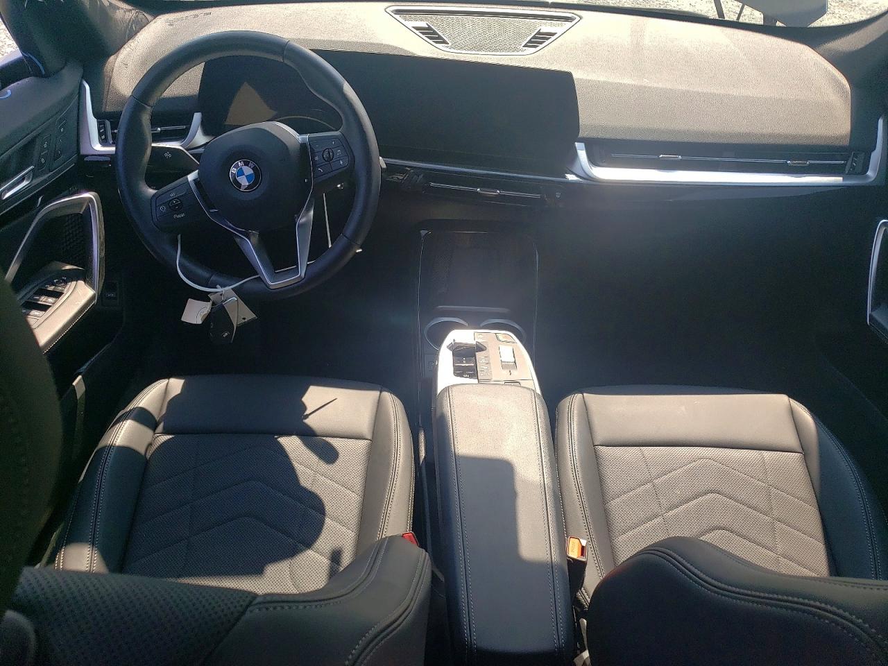 2025 Bmw X1 Xdrive28i Черный vin: WBX73EF00S5357794