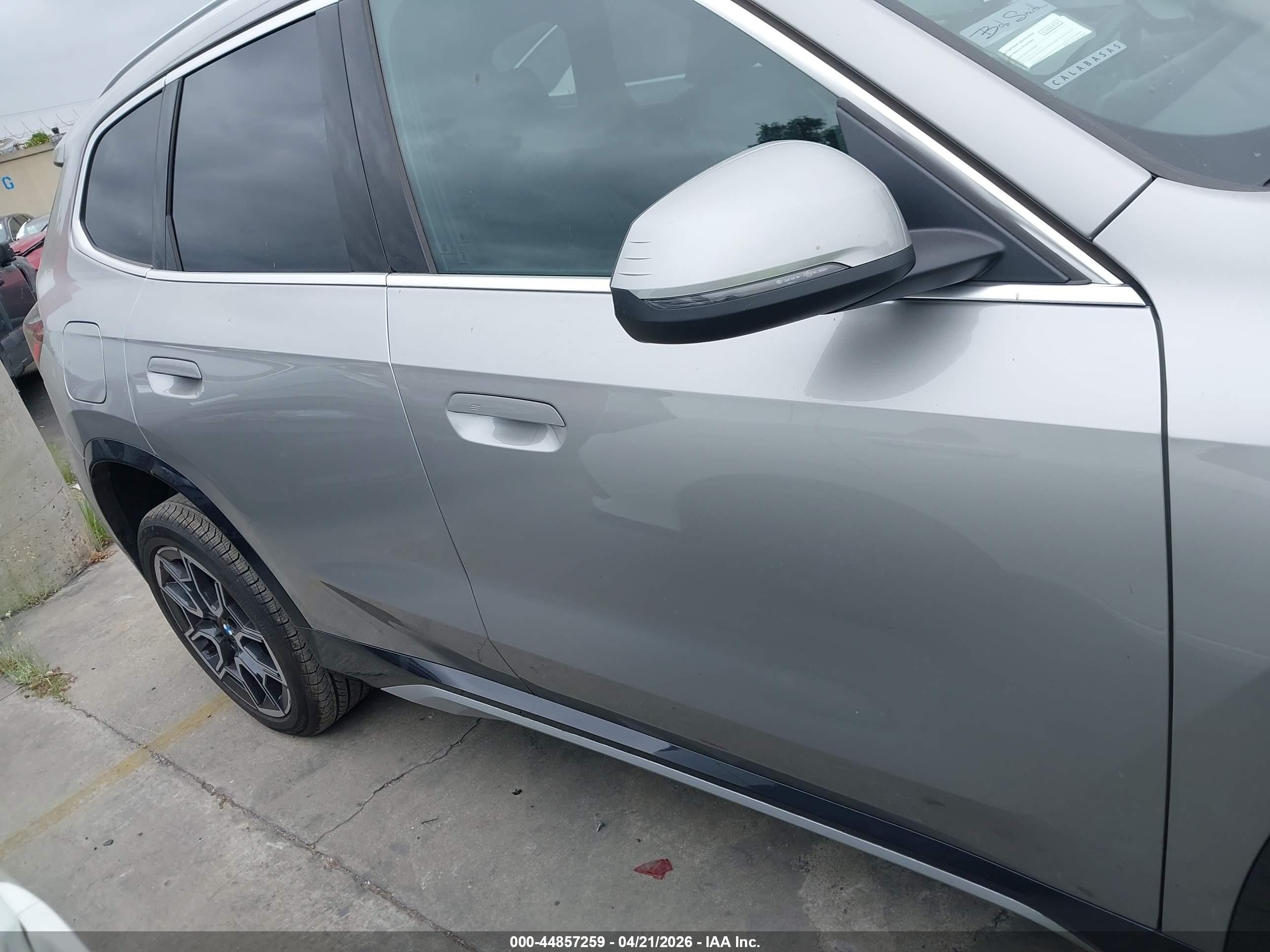 2025 Bmw X1 Xdrive28i Silver vin: WBX73EF03S5158478