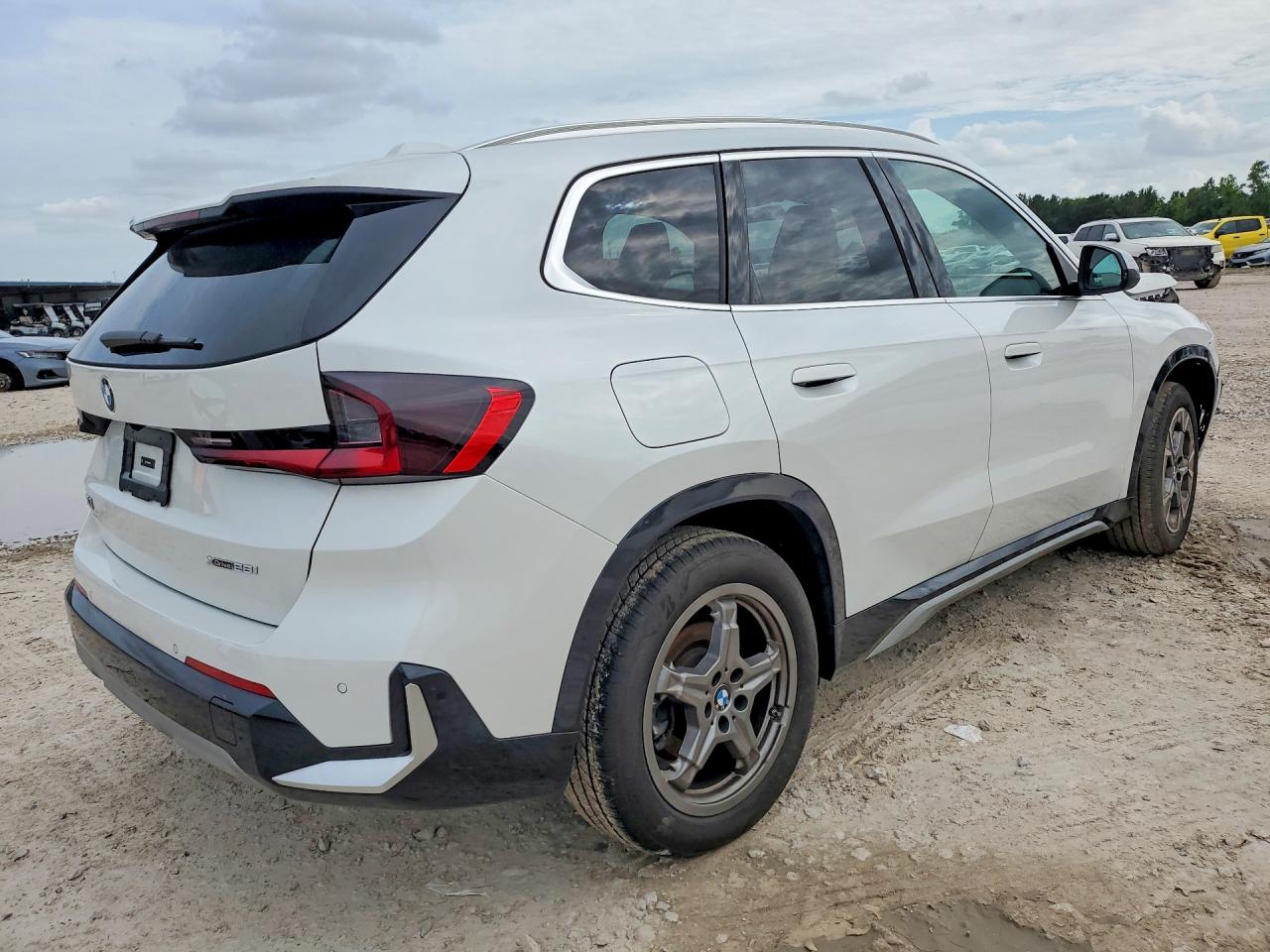 2024 Bmw X1 Xdrive28i White vin: WBX73EF05R5Z96814