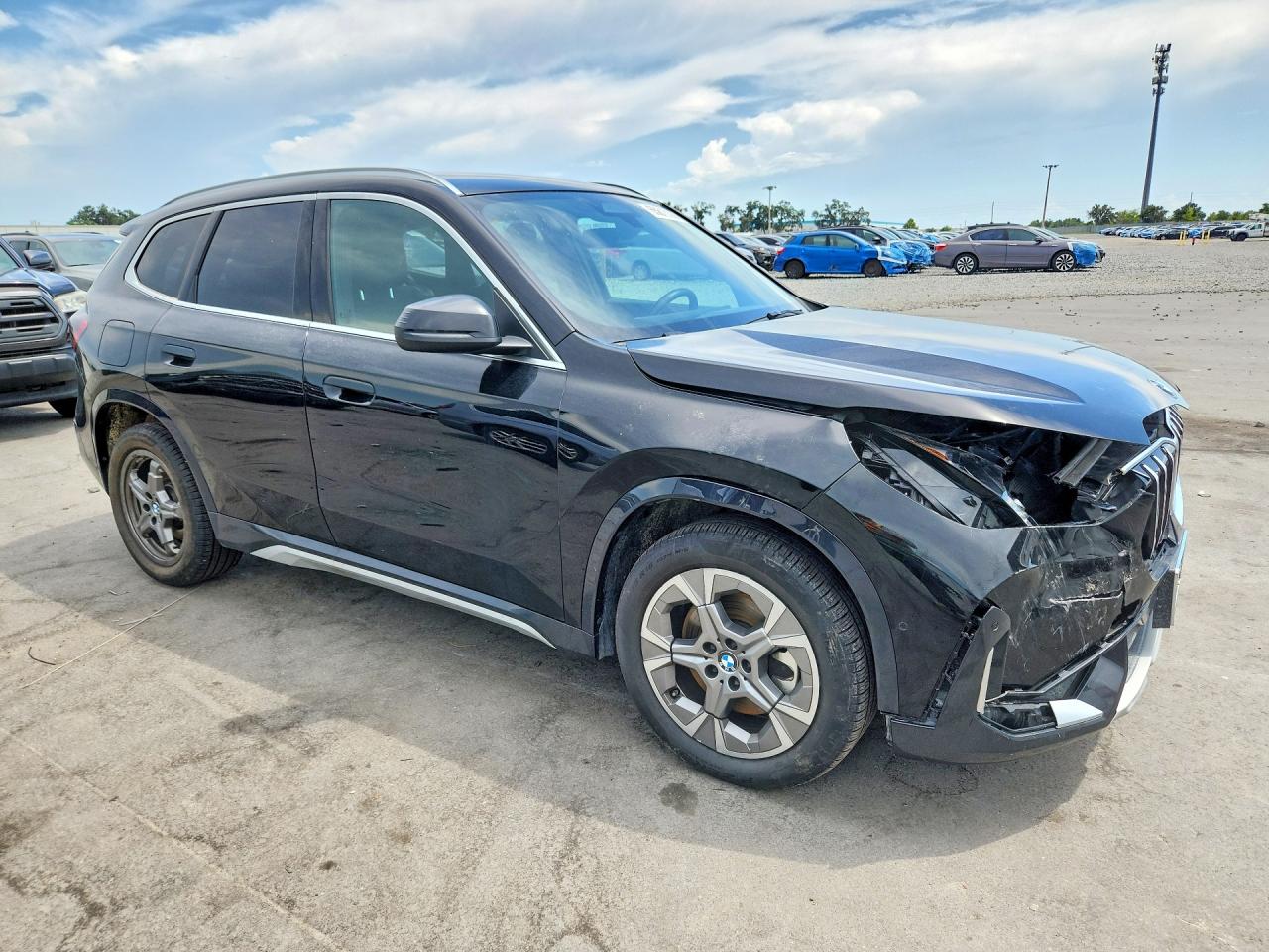 2025 Bmw X1 Xdrive28i Черный vin: WBX73EF06S5261104