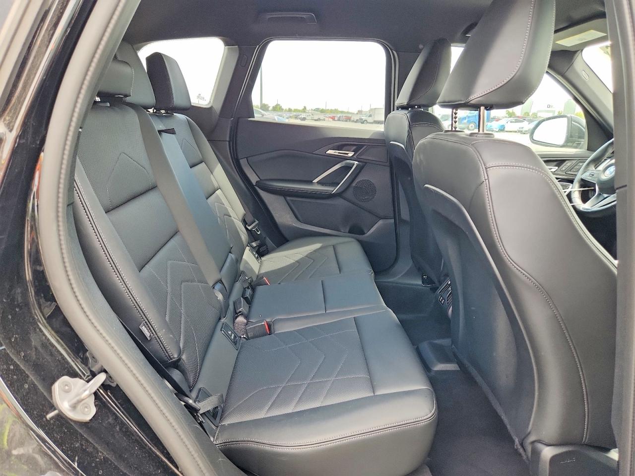 2025 Bmw X1 Xdrive28i Черный vin: WBX73EF06S5261104