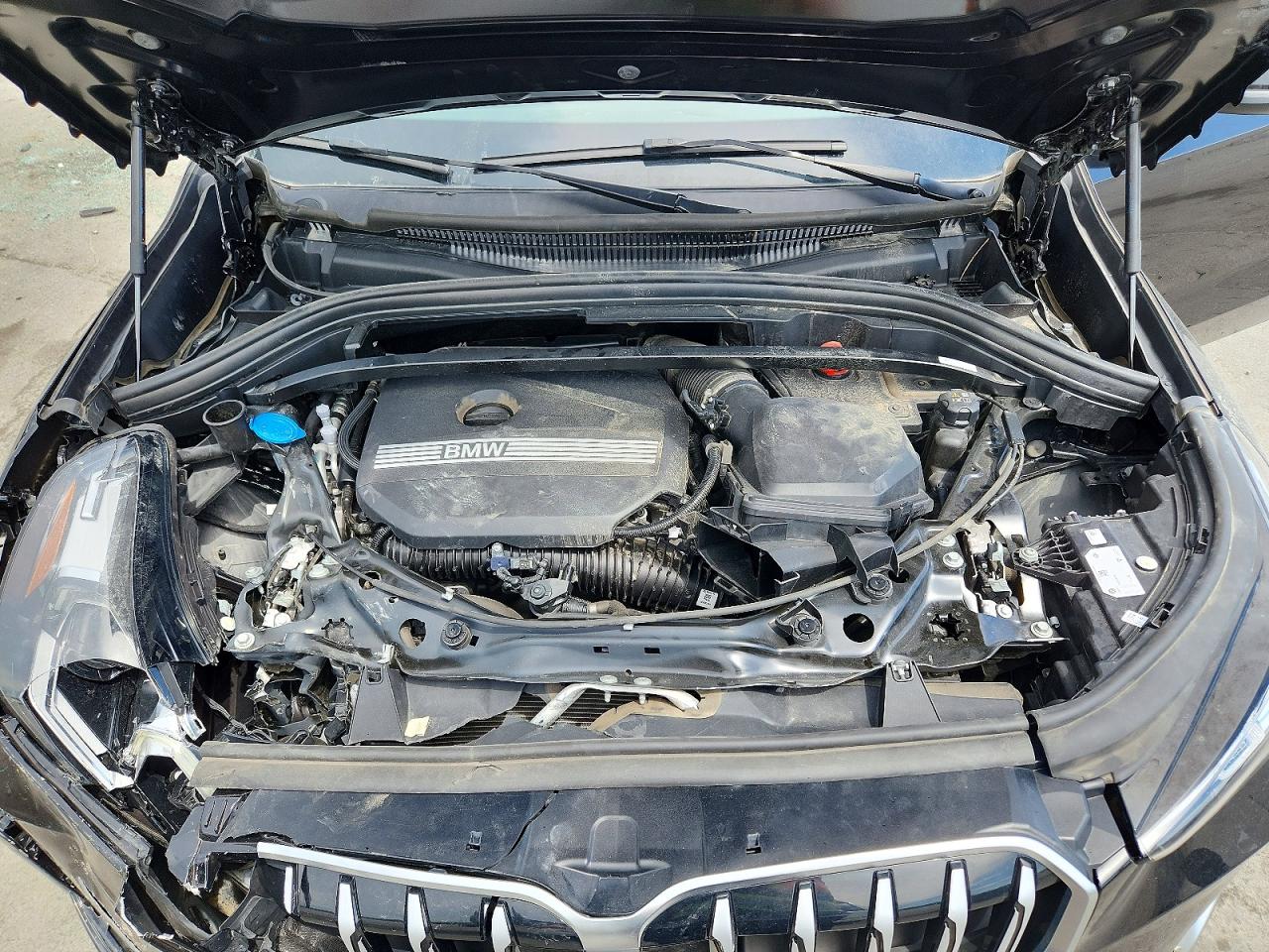 2025 Bmw X1 Xdrive28i Черный vin: WBX73EF06S5261104