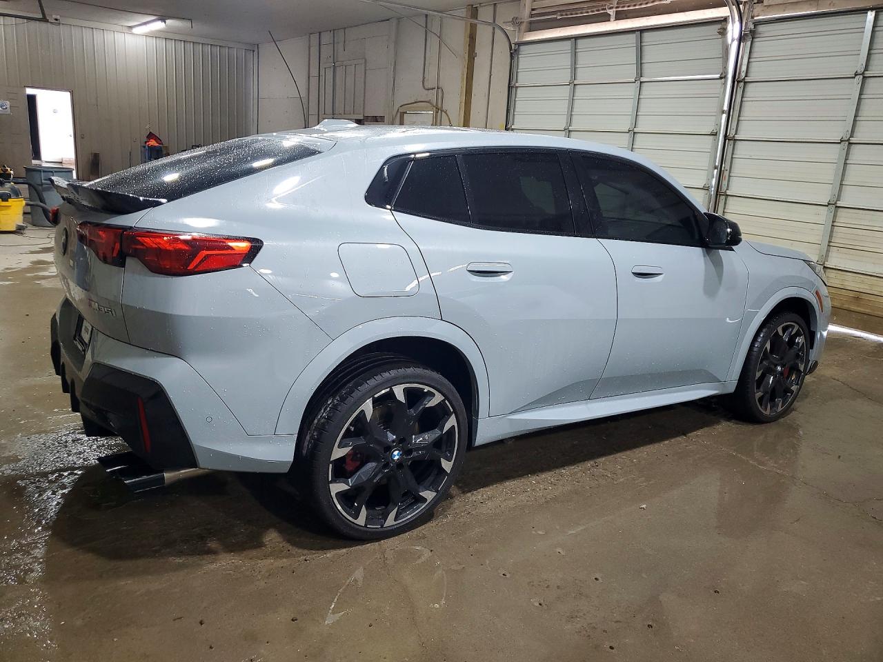 2026 Bmw X2 M35i Серый vin: WBX83GM02T5570315