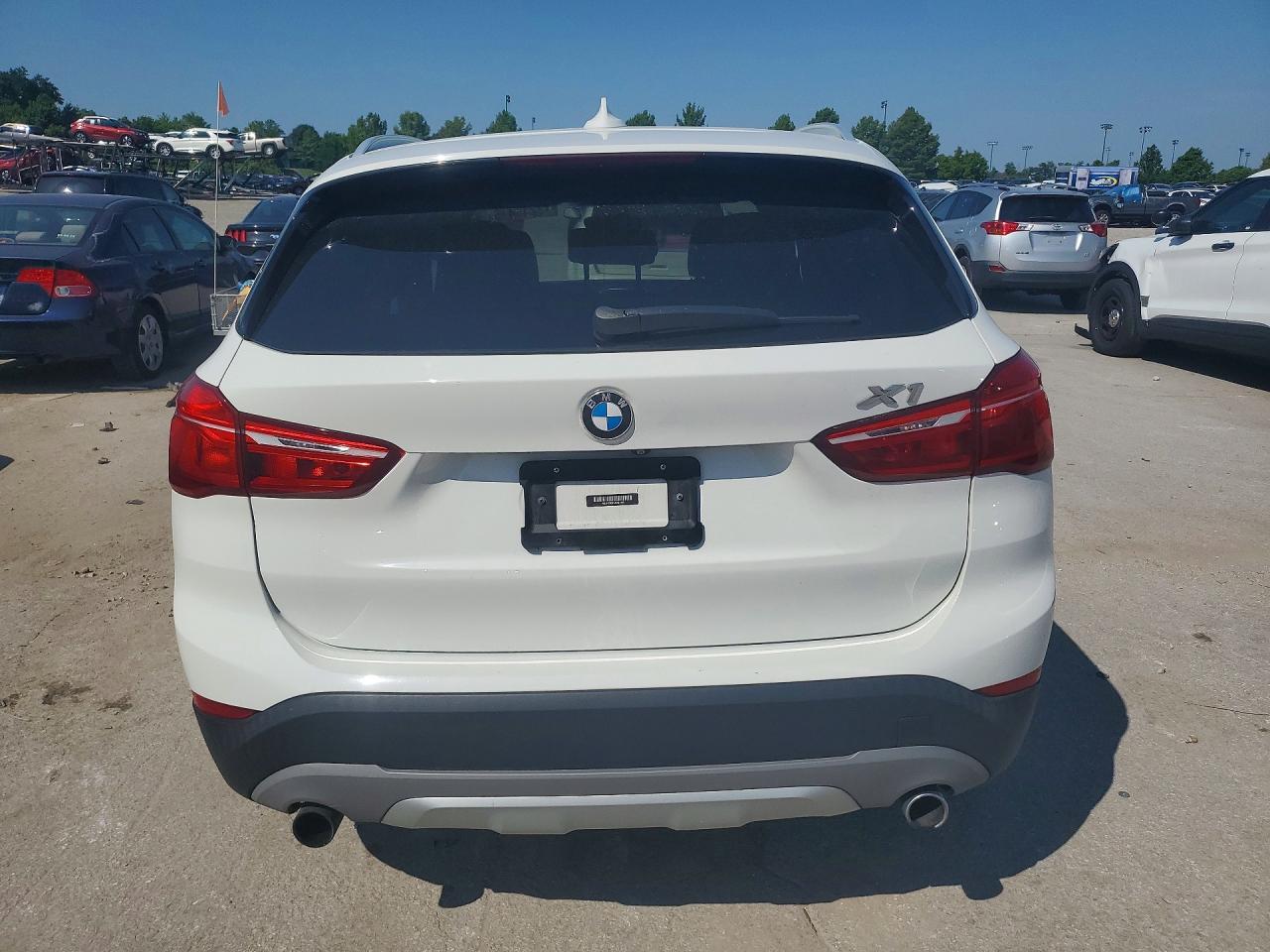 2018 Bmw X1 Xdrive28i Белый vin: WBXHT3C31J5K21440