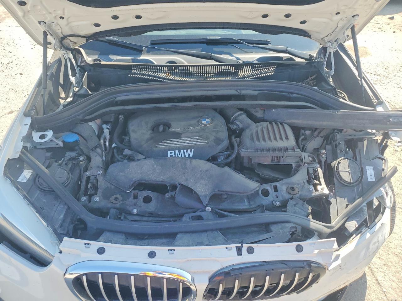 2018 Bmw X1 Xdrive28i Белый vin: WBXHT3C31J5K21440