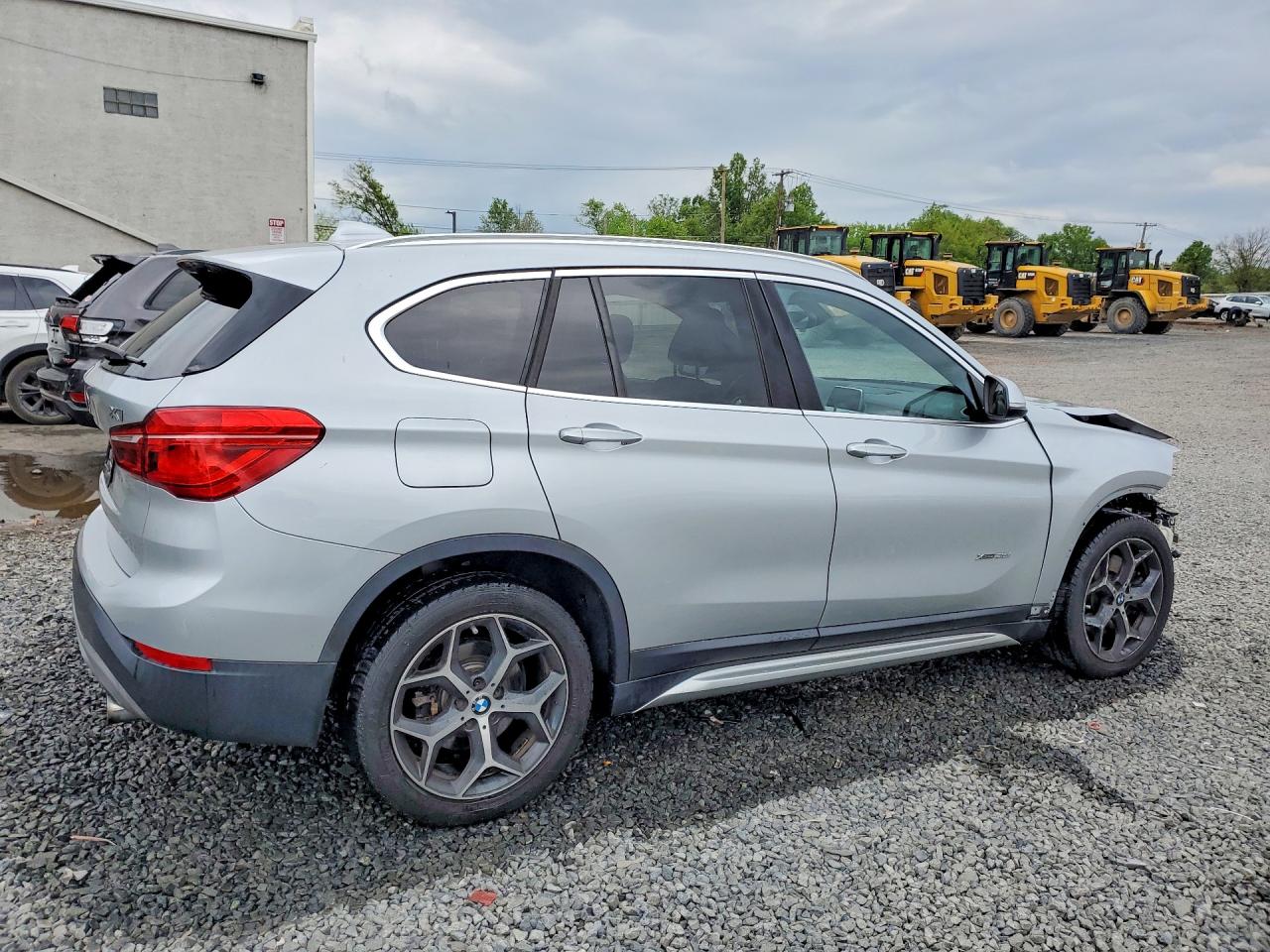 2018 Bmw X1 Xdrive28i Silver vin: WBXHT3C36J5F93195