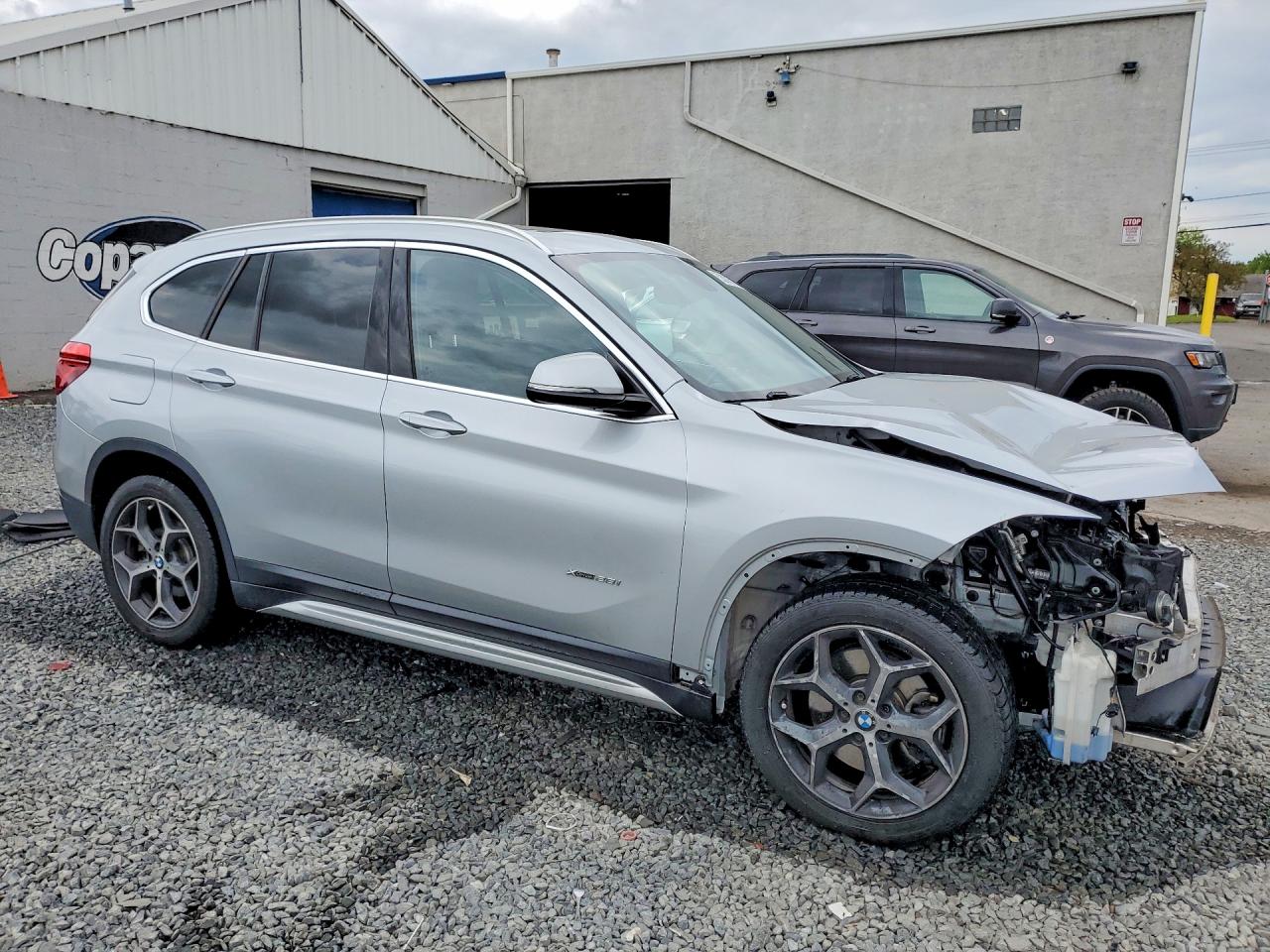 2018 Bmw X1 Xdrive28i Silver vin: WBXHT3C36J5F93195