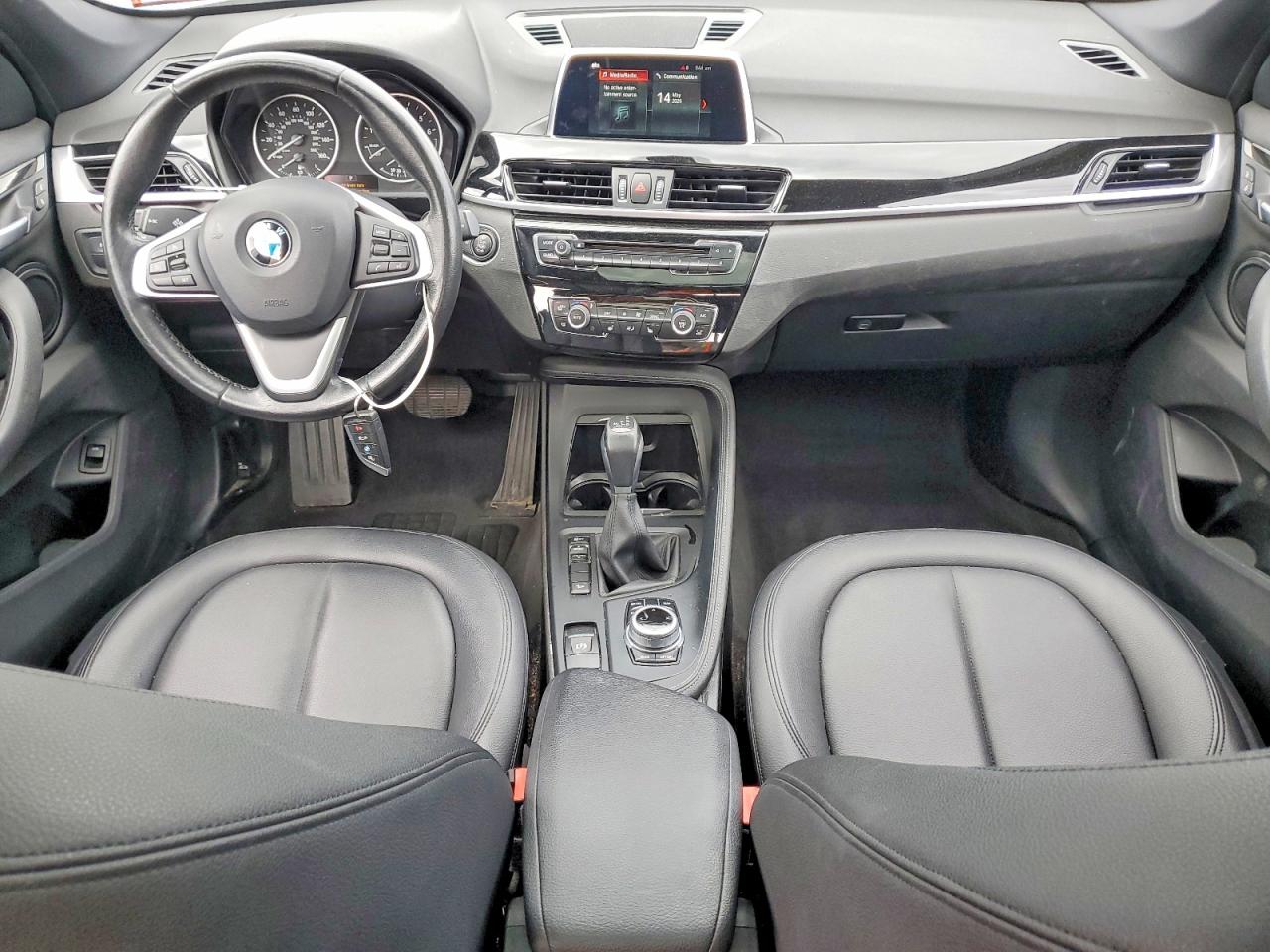 2018 Bmw X1 Xdrive28i Silver vin: WBXHT3C36J5F93195