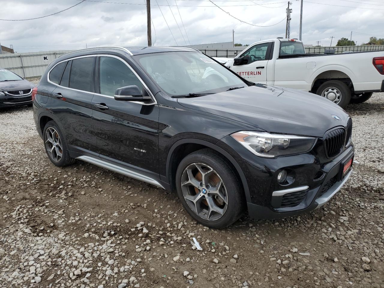 2018 Bmw X1 Xdrive28i Черный vin: WBXHT3C37J5K22401