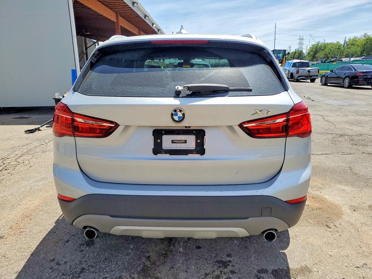 2018 Bmw X1 Xdrive28i Silver vin: WBXHT3C38J5F93201